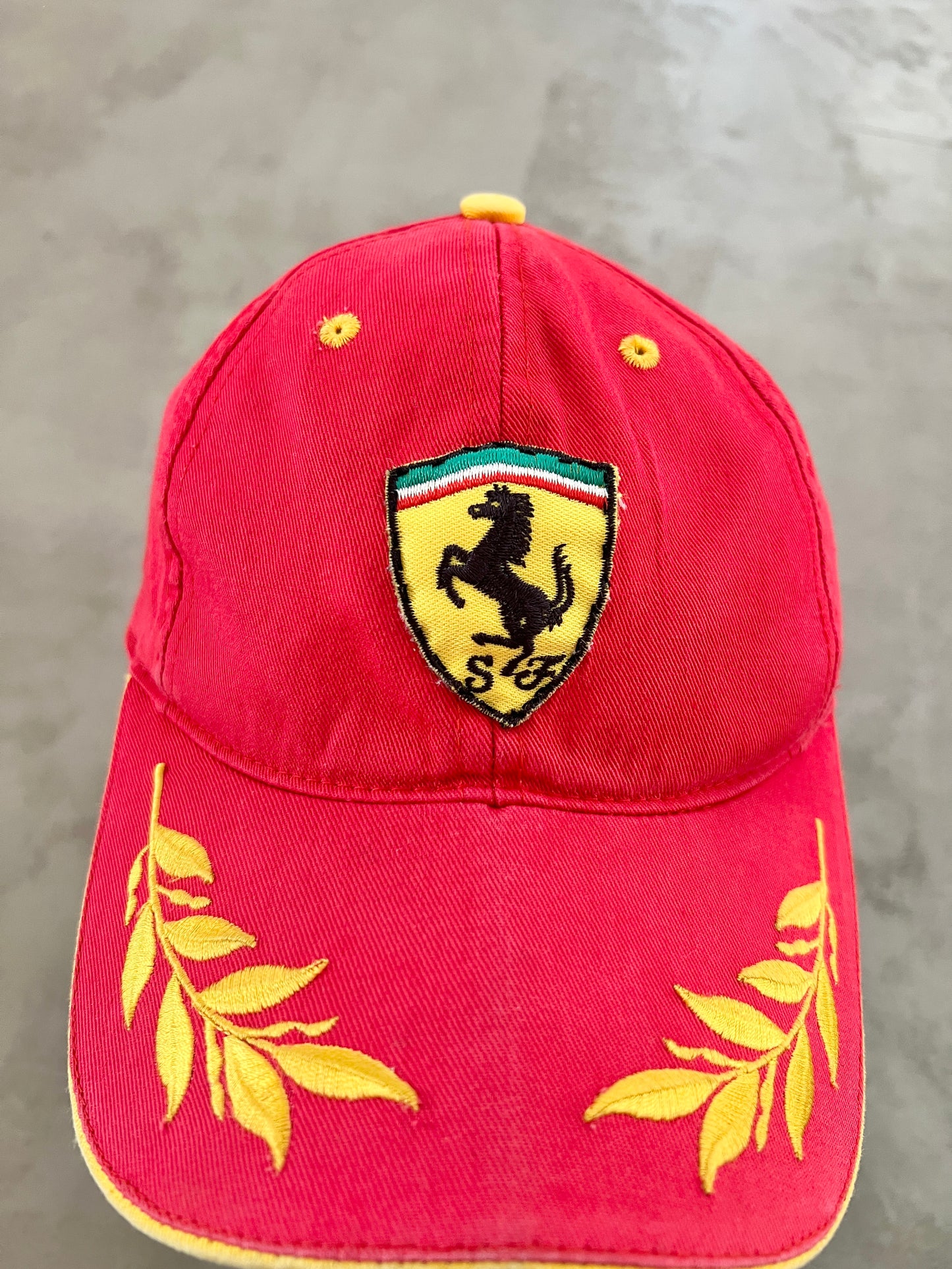 RED FERRARI CAP - 1990S