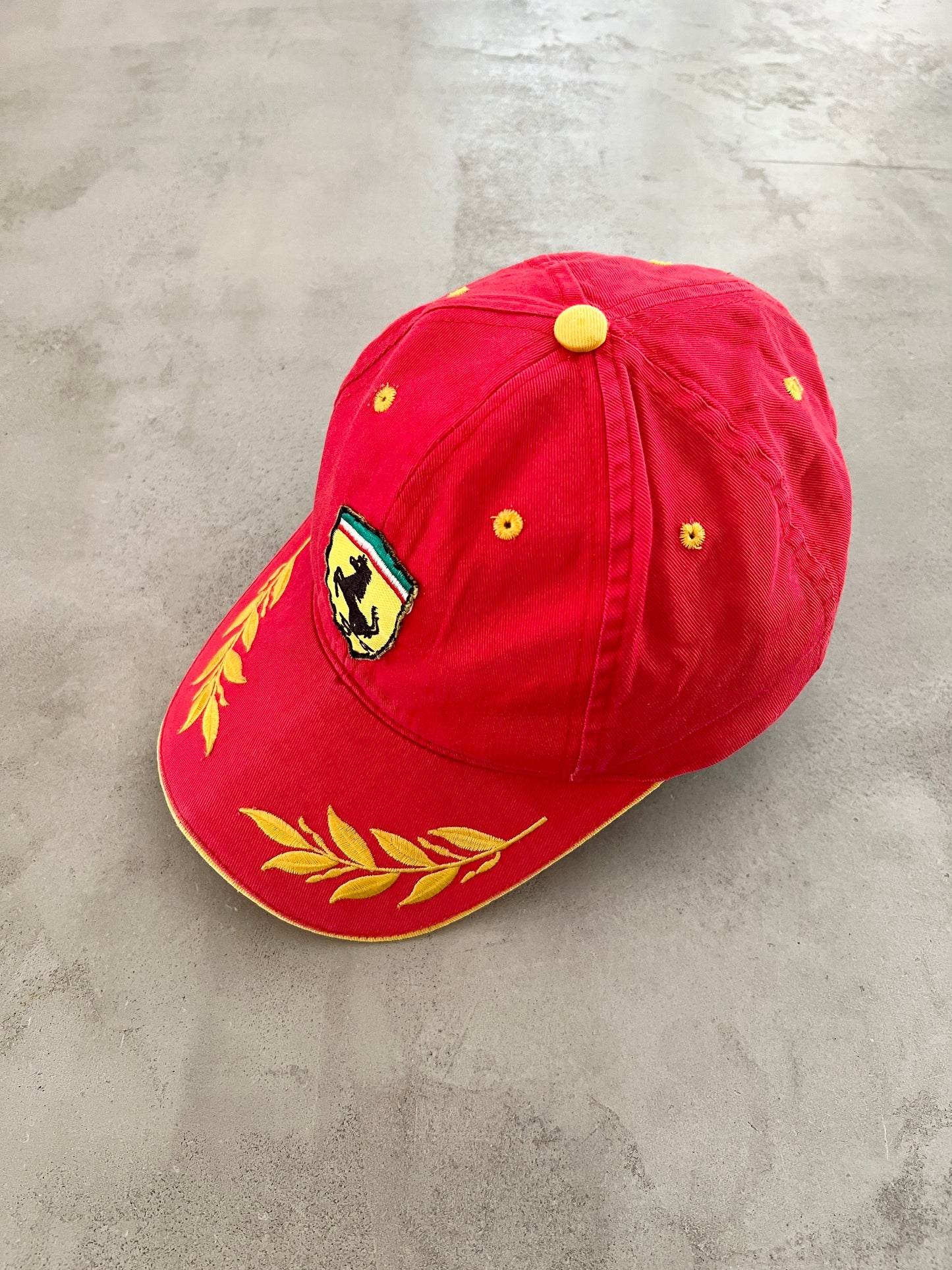 RED FERRARI CAP - 1990S