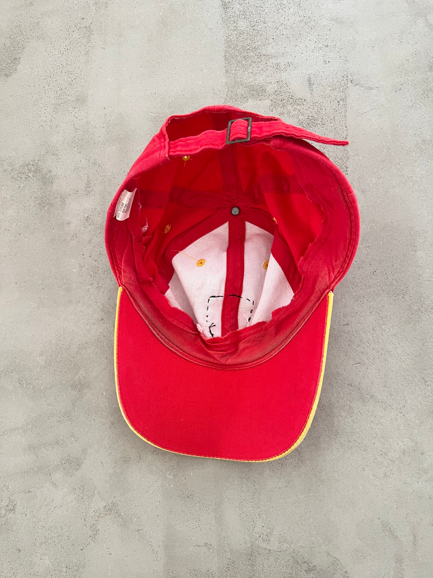 RED FERRARI CAP - 1990S
