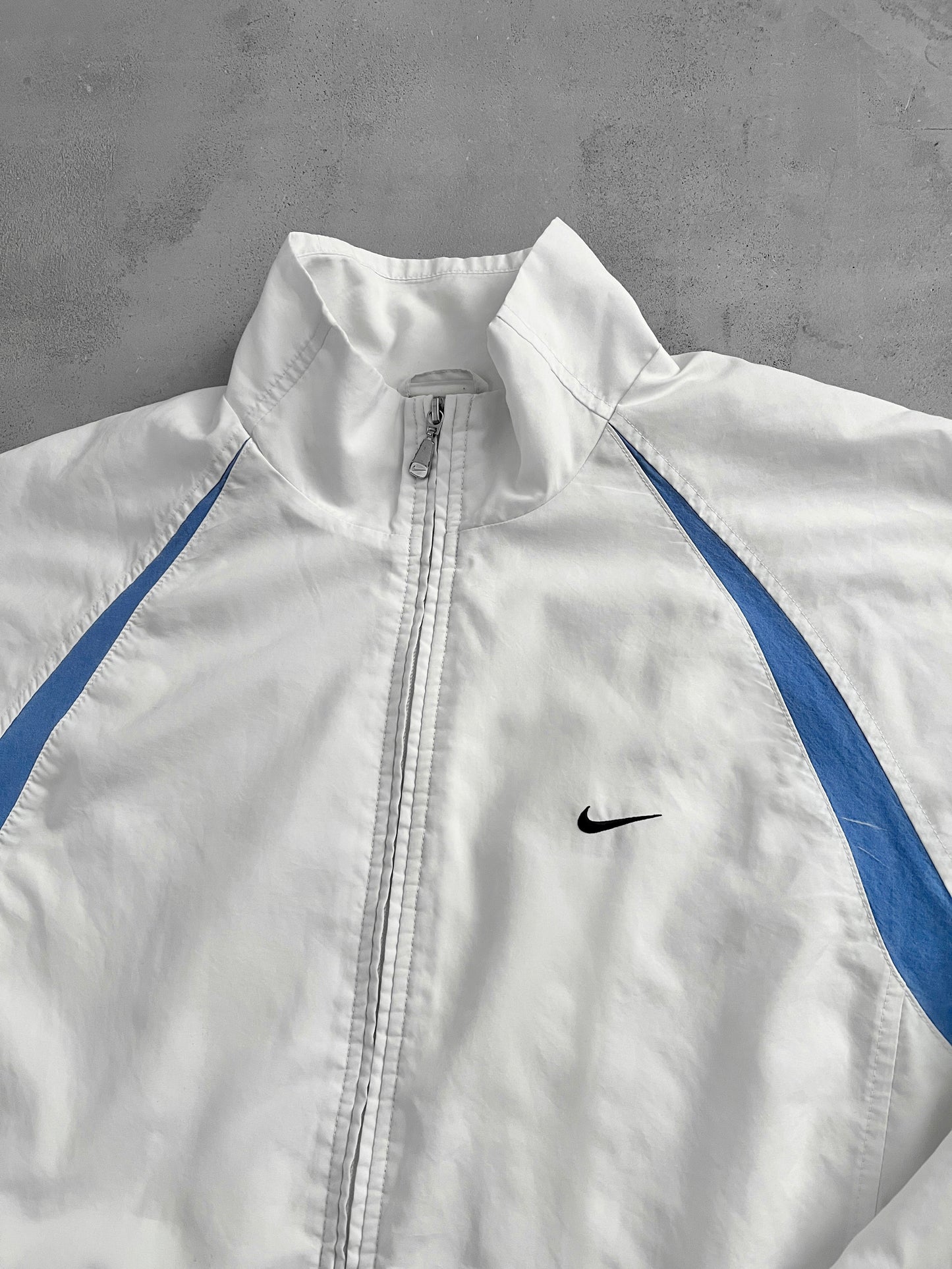 WHITE/BLUE NIKE TRACK JACKET - 2000S - M/L