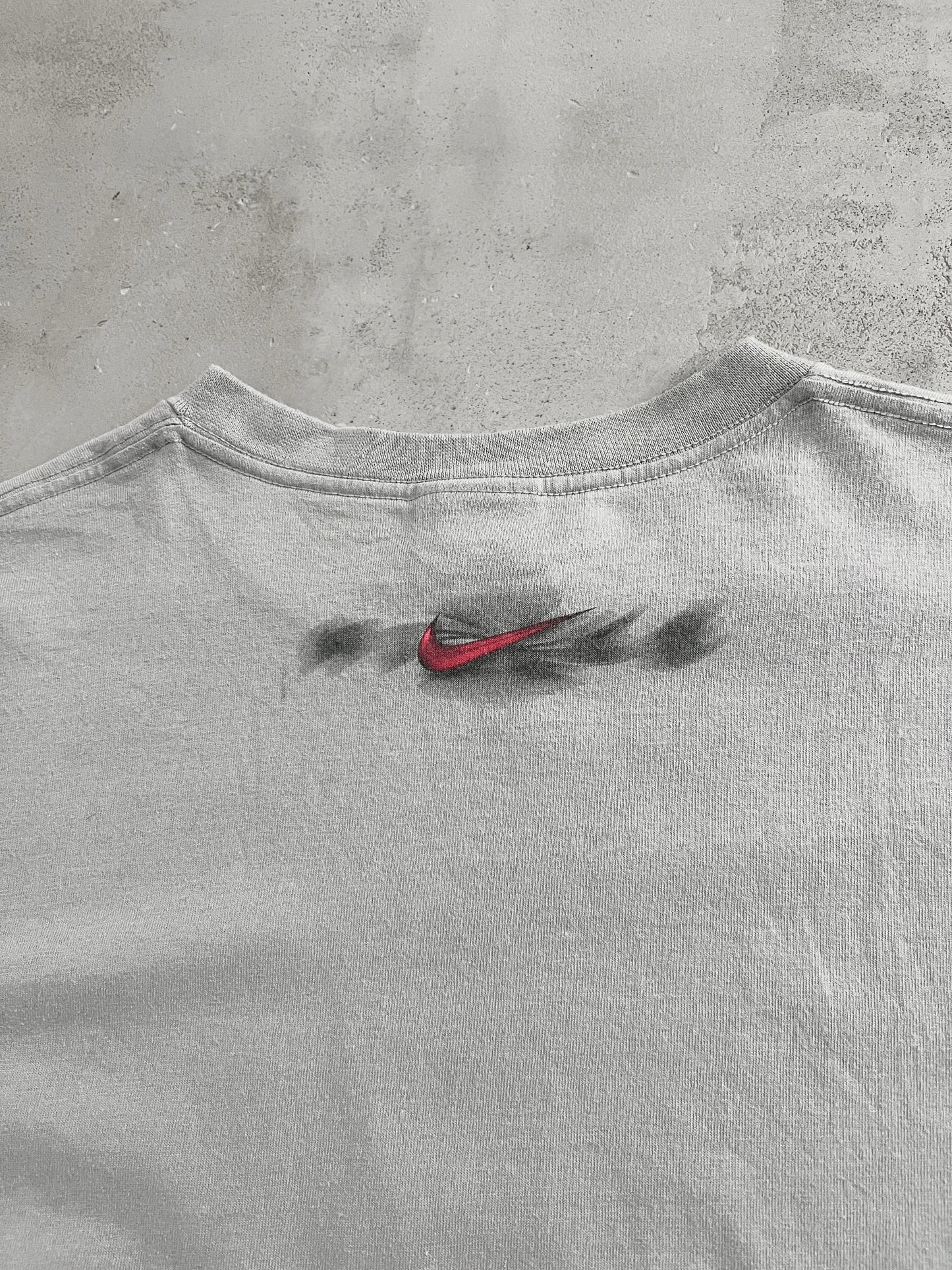GREY NIKE TEE - 1990S - L/XL