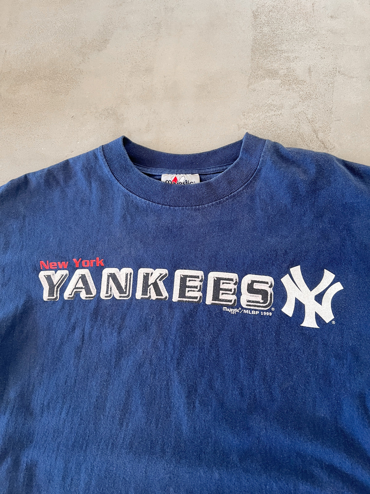 NAVY YANKEES TEE - 1990S - M