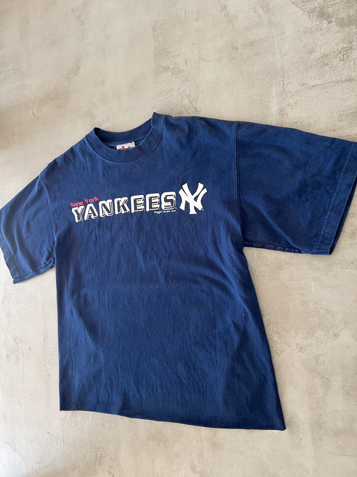 NAVY YANKEES TEE - 1990S - M