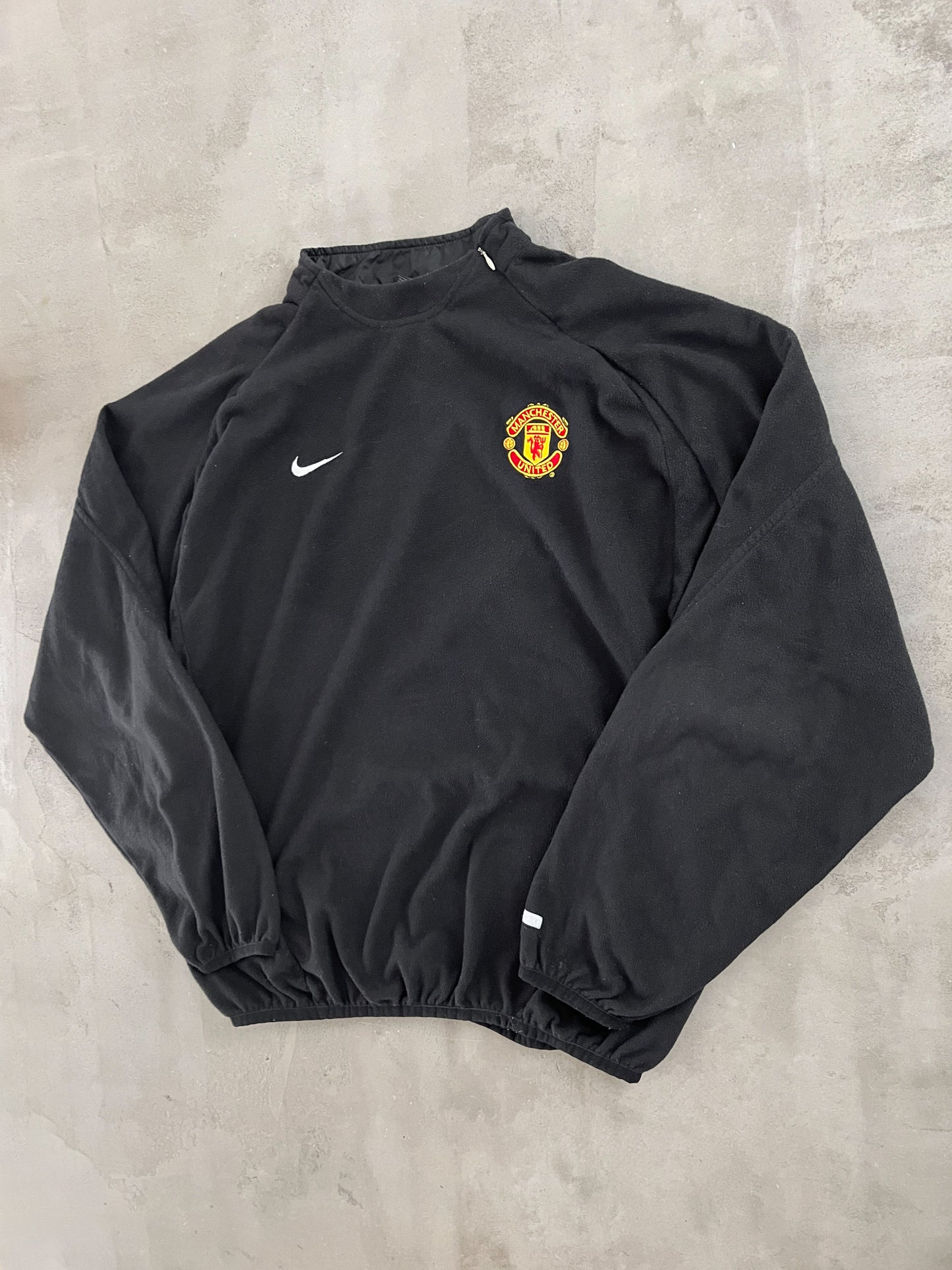 BLACK MANCHESTER UNITED NIKE FLEECE - 2000S - L