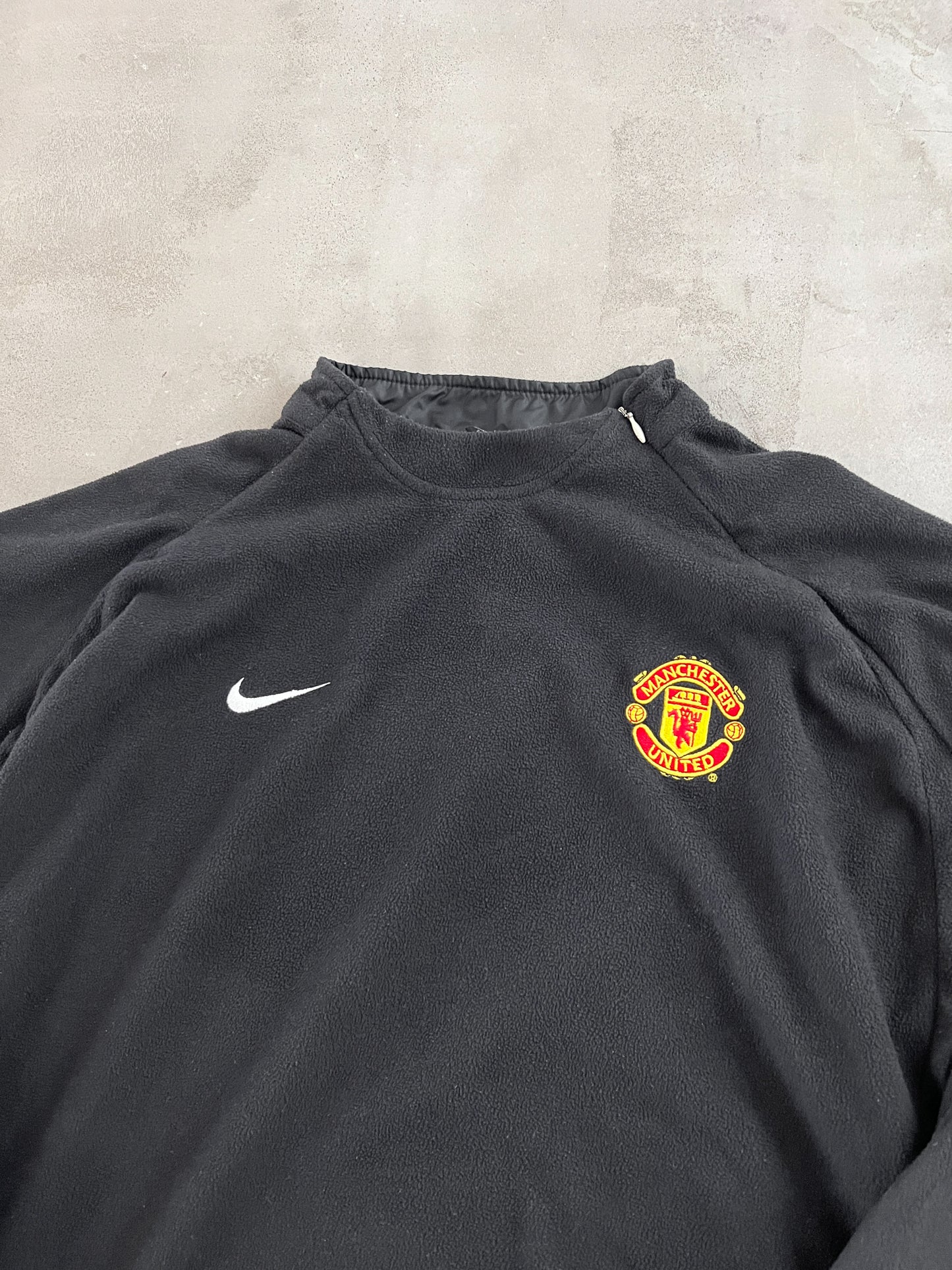 BLACK MANCHESTER UNITED NIKE FLEECE - 2000S - L