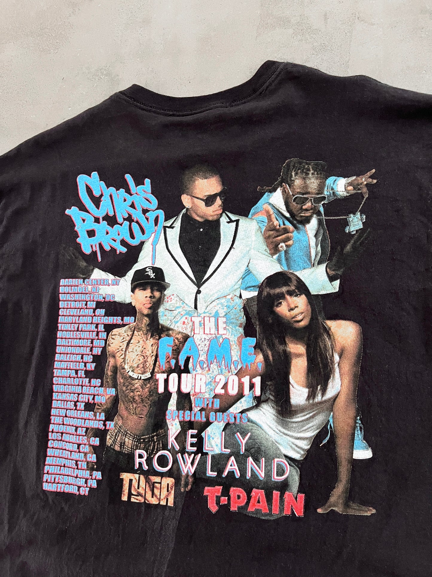 BLACK CHRIS BROWN TOUR TEE - 2000S - L