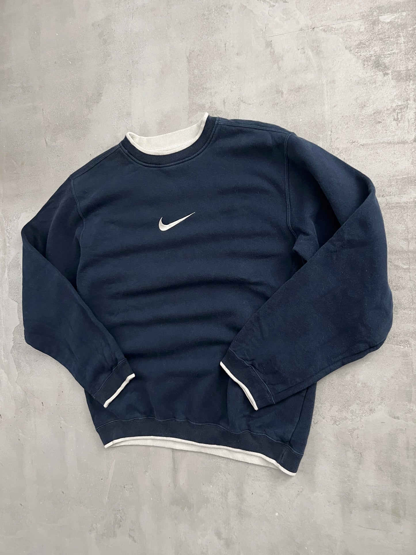 NAVY NIKE SWEATER - 2000S - L/M
