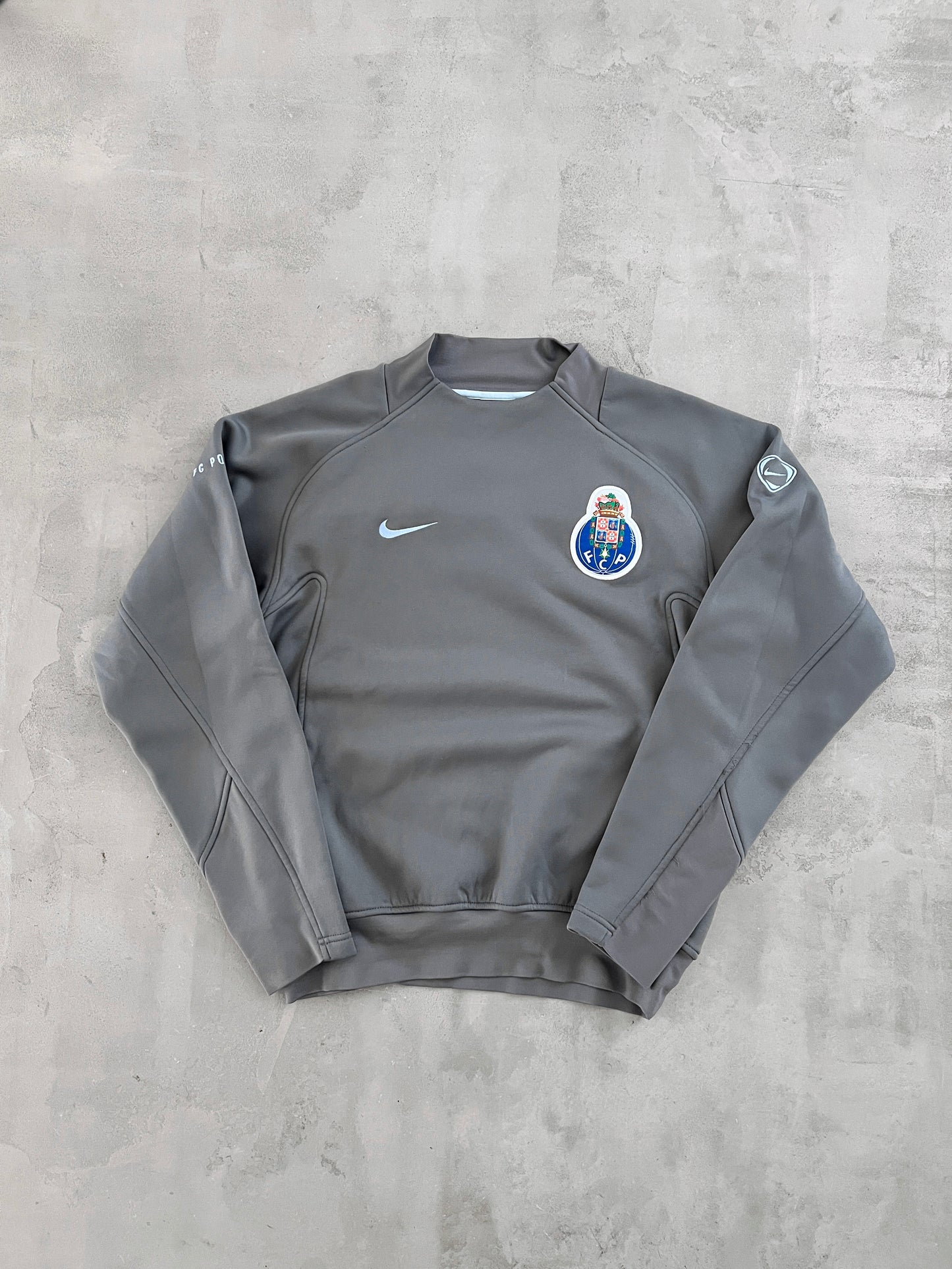 GREY FC PORTO NIKE SWEATER - 2000S - S