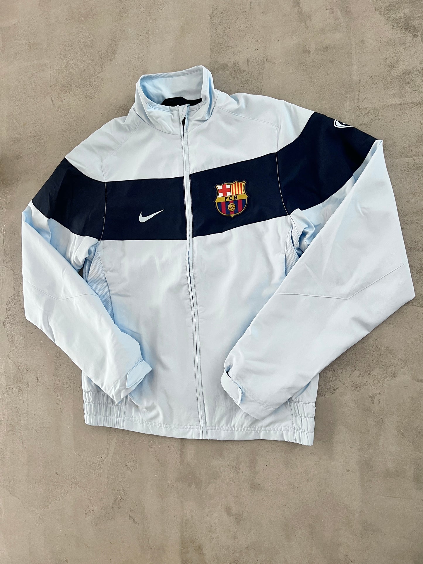 BABY BLUE FC BARCELONA NIKE JACKET - 2000S - M