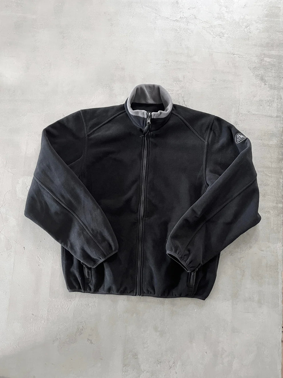 BLACK NIKE ACG FLEECE - 2000S - L
