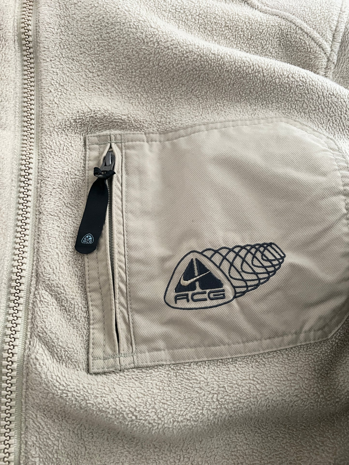BEIGE 2 SIDE NIKE ACG FLEECE - 2000S - XL/L