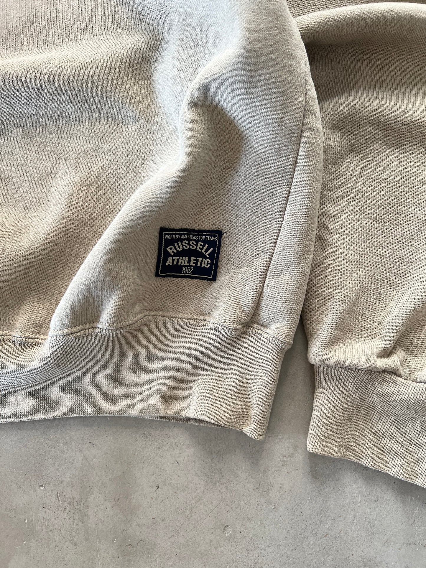 BEIGE RUSSELL HALFZIP - 1990S - L/XL