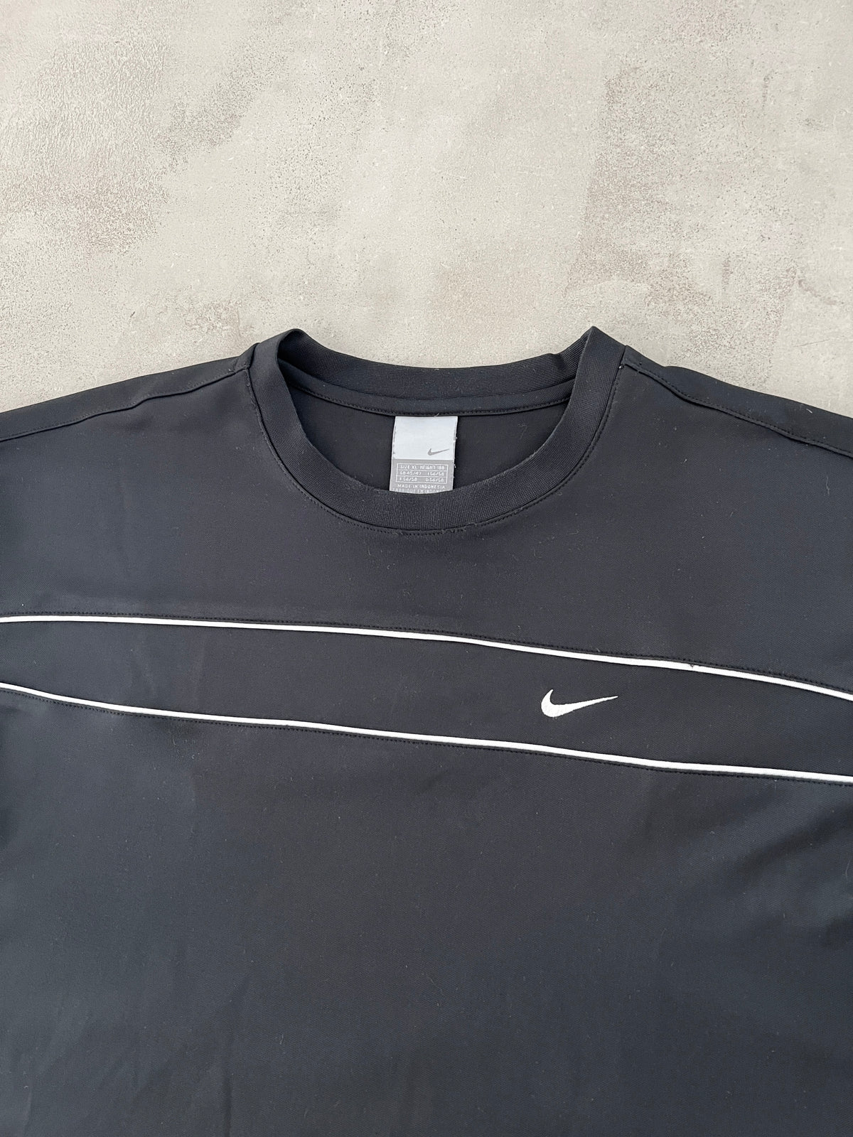 BLACK NIKE TEE - 2000S - XL/L