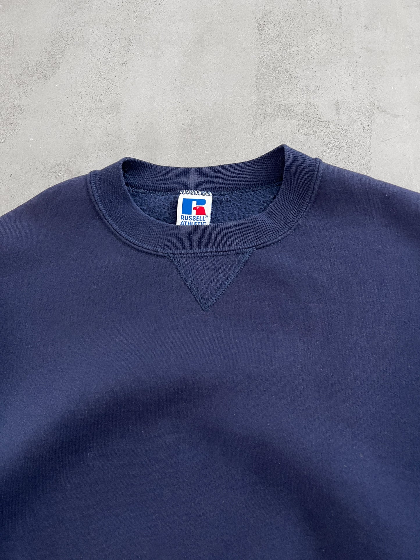NAVY RUSSELL SWEATER - 1990S - L/M