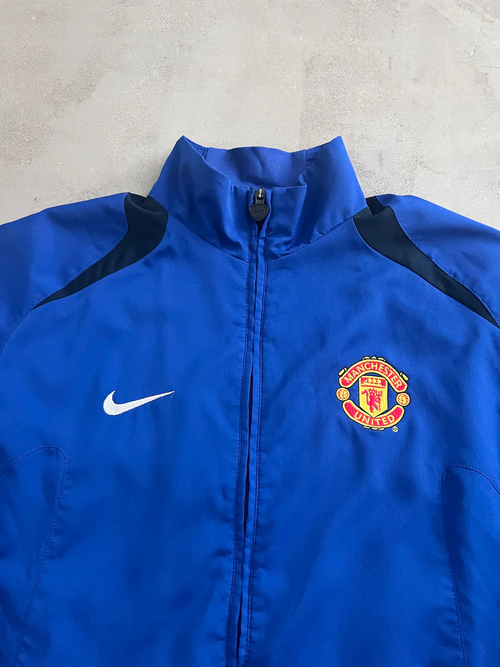 BLUE MANCHESTER UNITED NIKE JACKET - 2000S - XL
