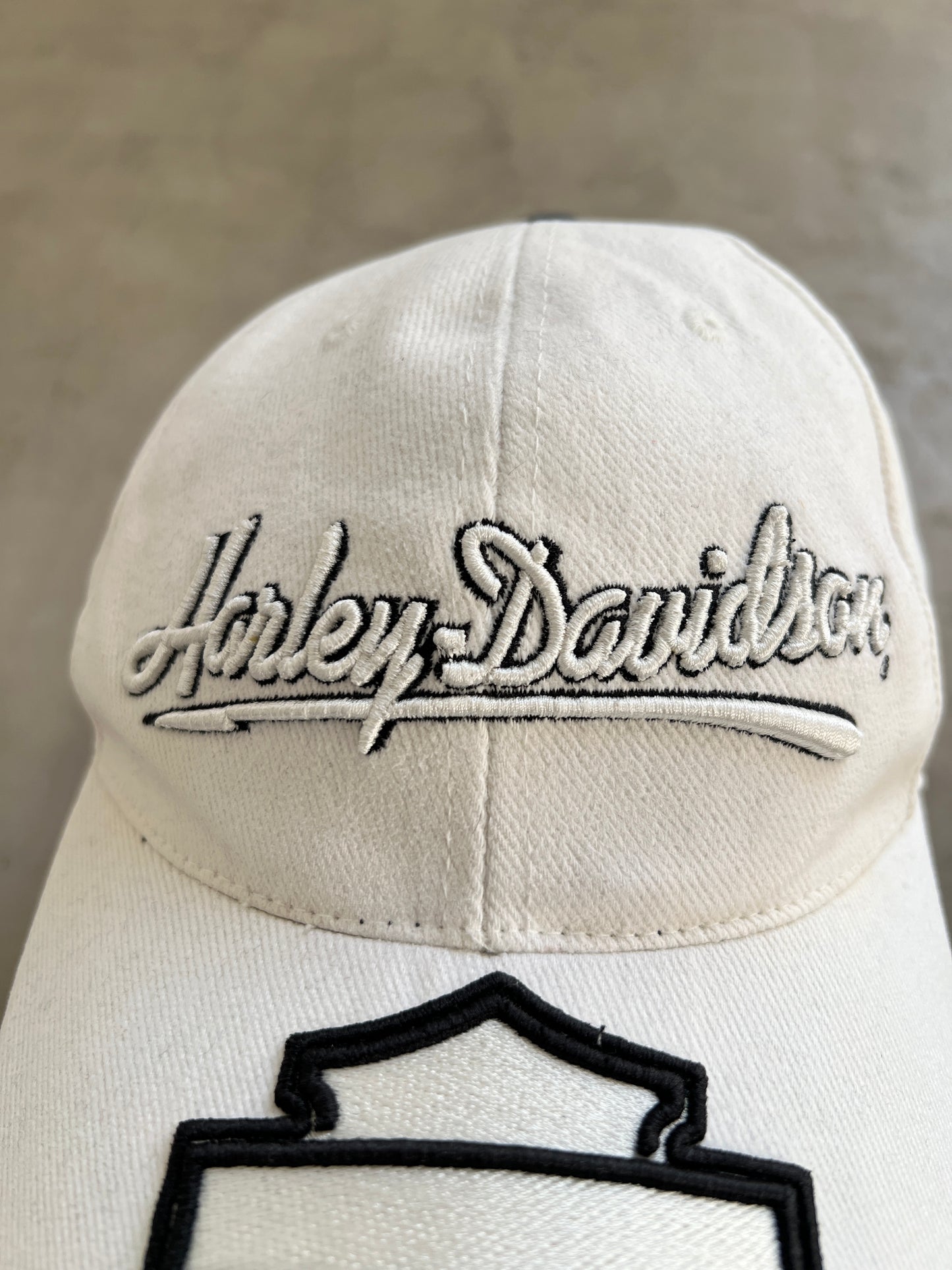 WHITE HARLEY DAVIDSON CAP - 1990S