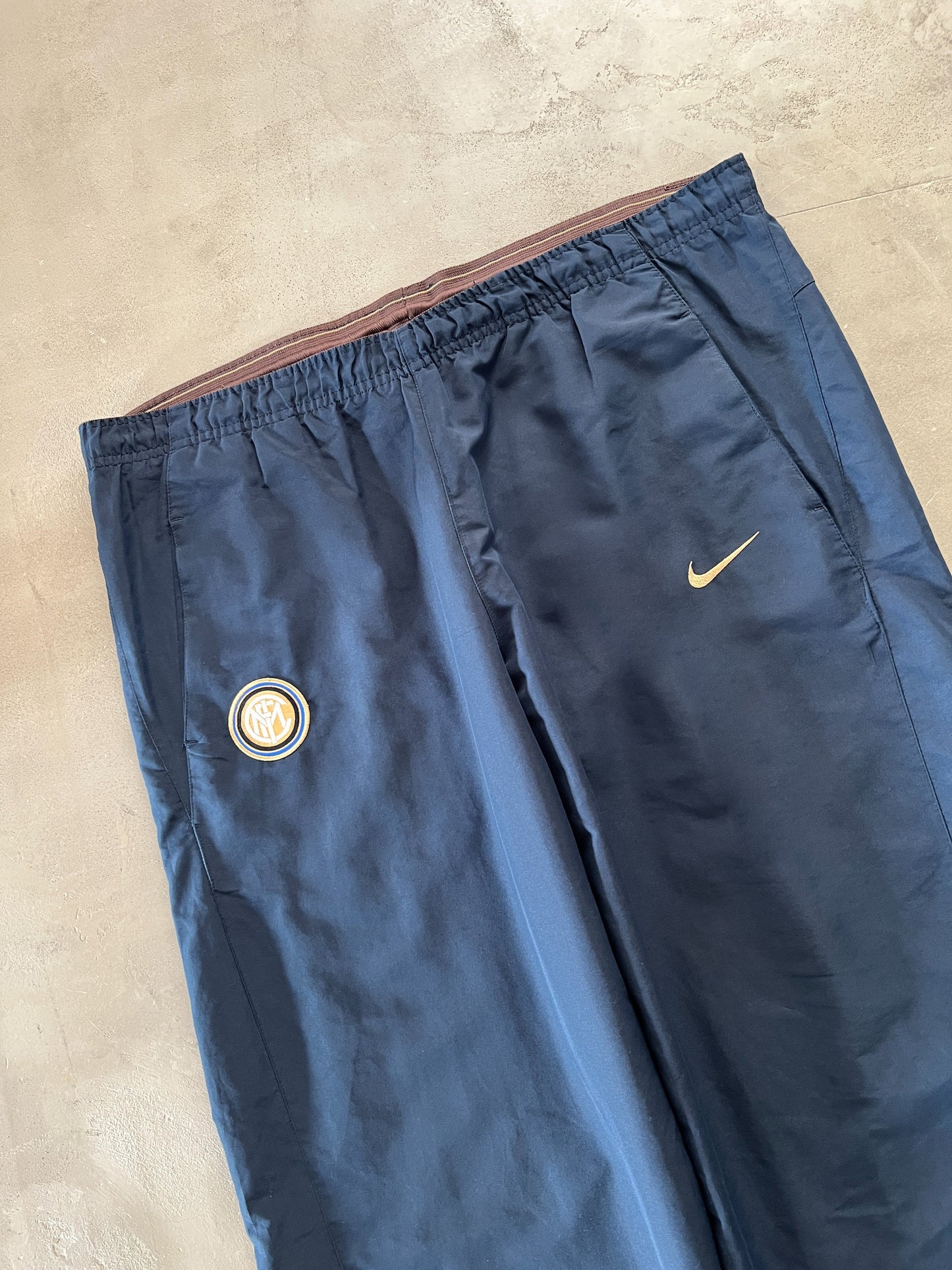 WHITE/NAVY INTER MILAN TRACKSUIT - 2000S - L