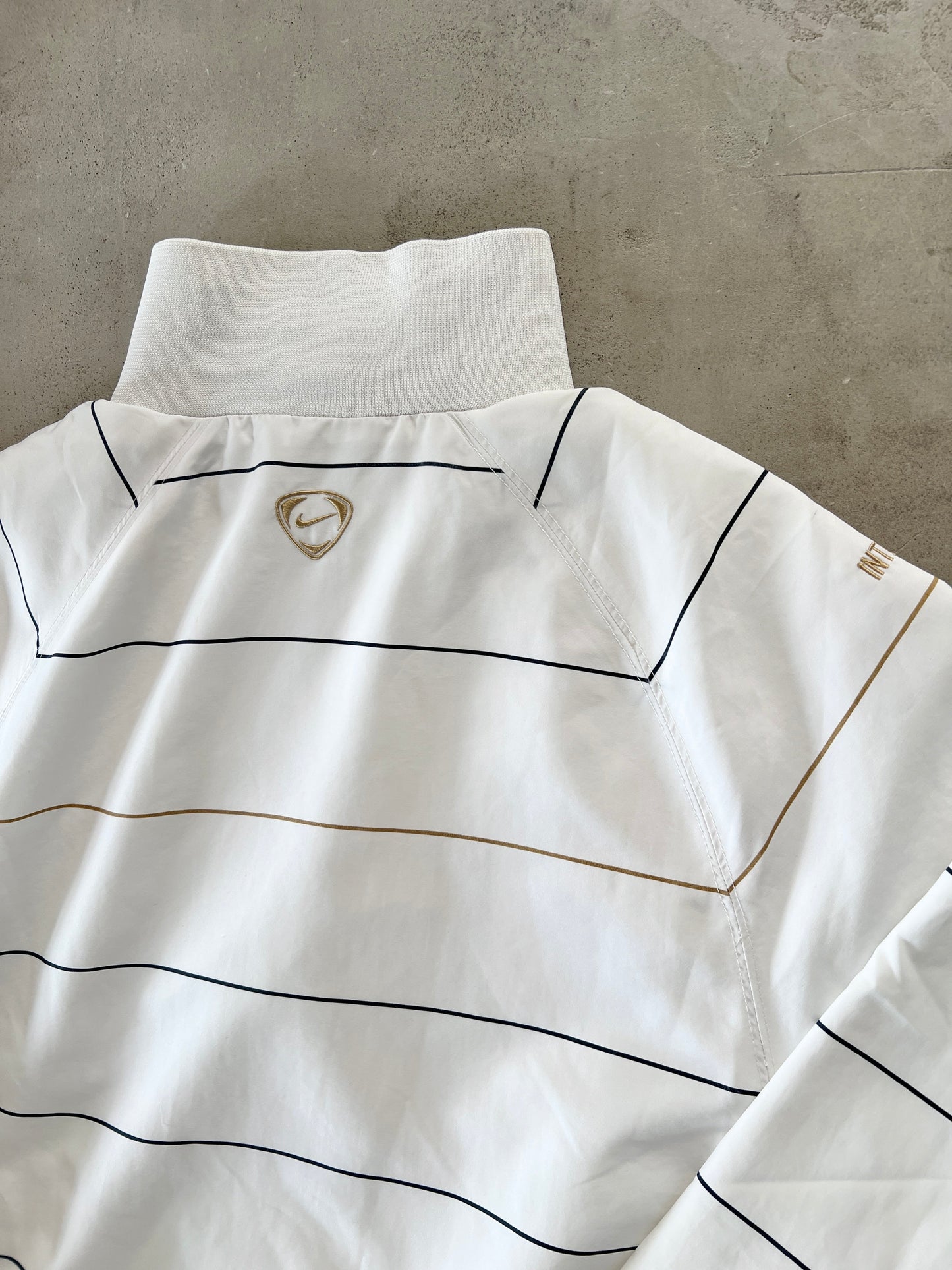 WHITE/NAVY INTER MILAN TRACKSUIT - 2000S - L