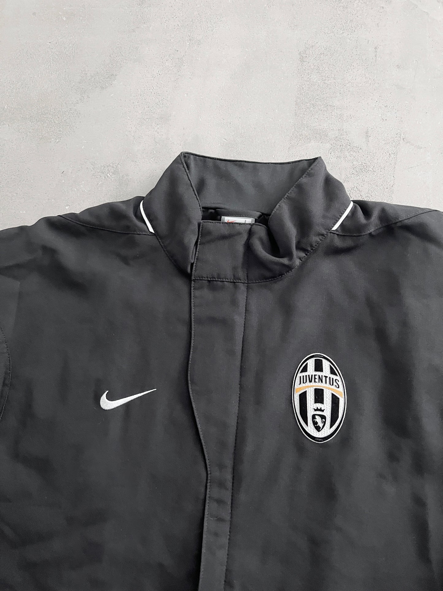 BLACK JUVENTUS NIKE TRACK JACKET - 2000S - L