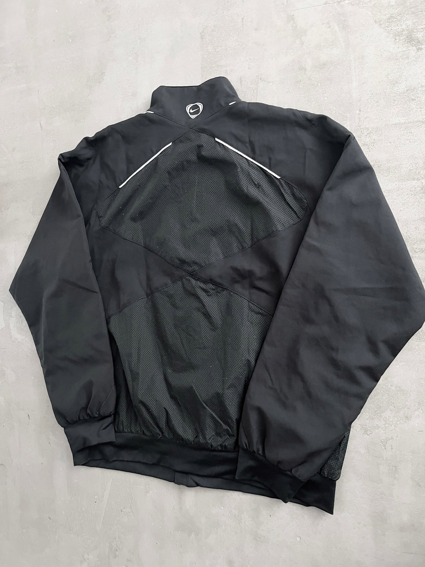 BLACK JUVENTUS NIKE TRACK JACKET - 2000S - L