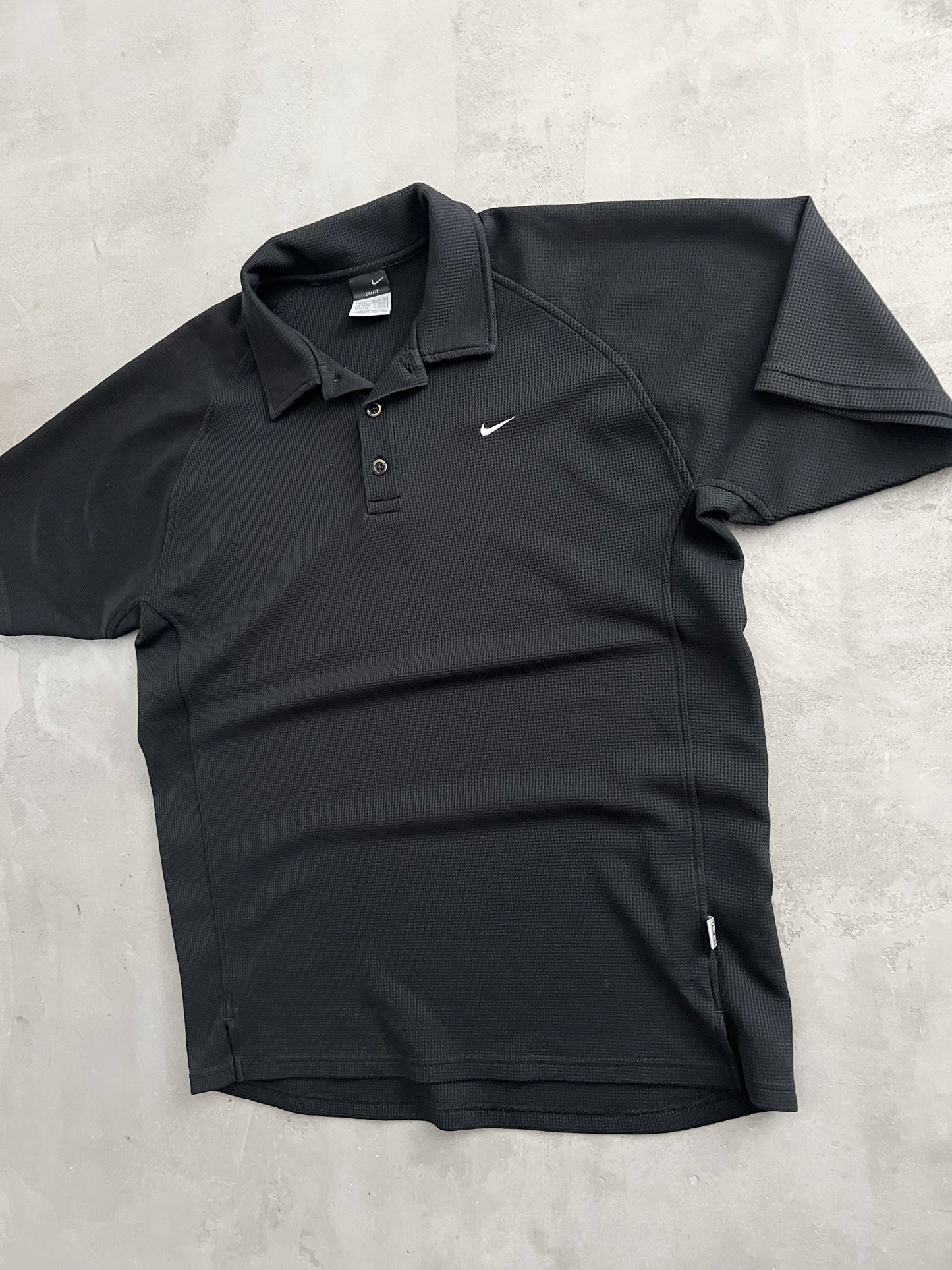 BLACK NIKE SPORTS POLO - 2000S - L