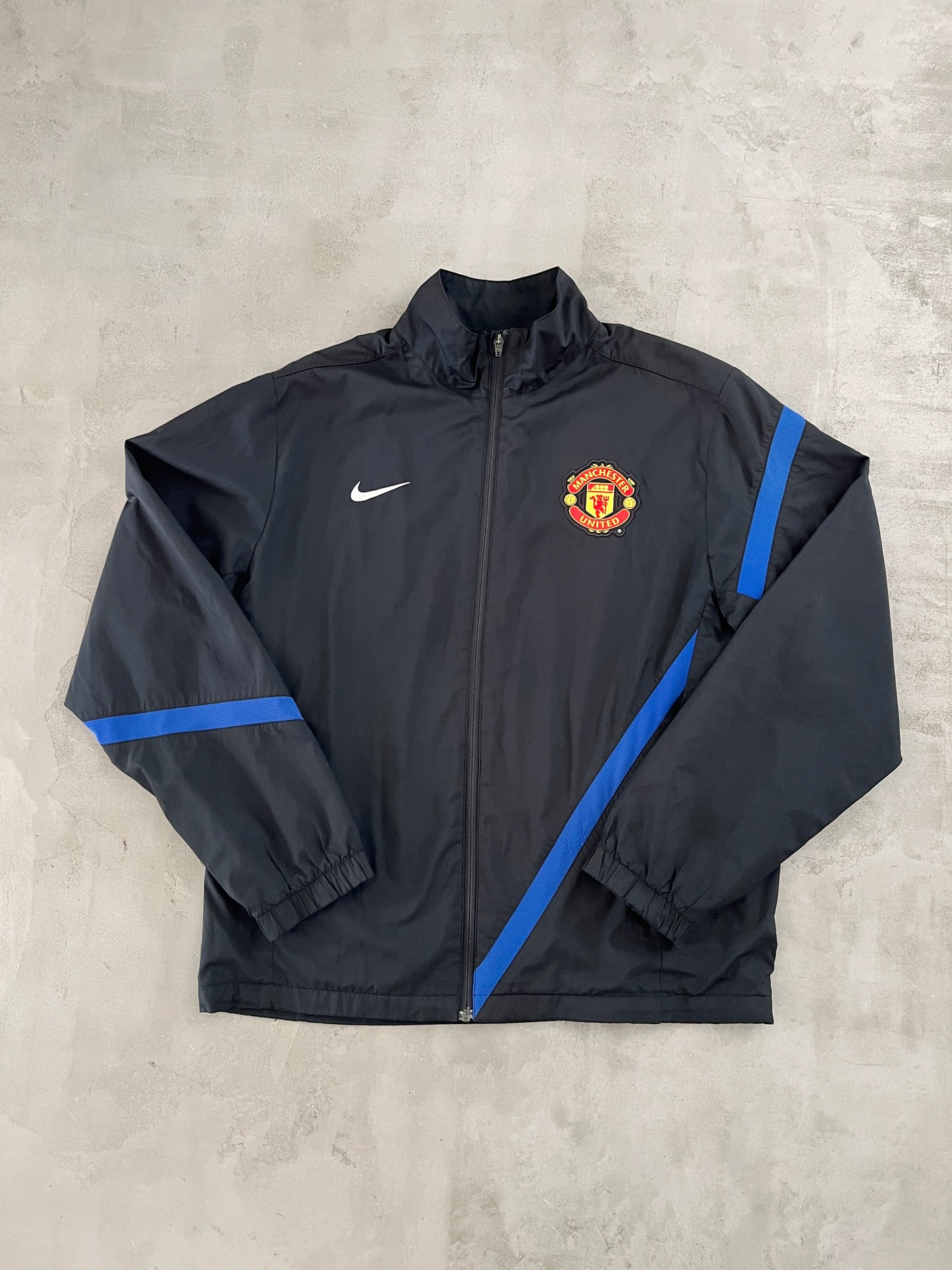 BLACK MANCHESTER UNITED JACKET - 2000S - L
