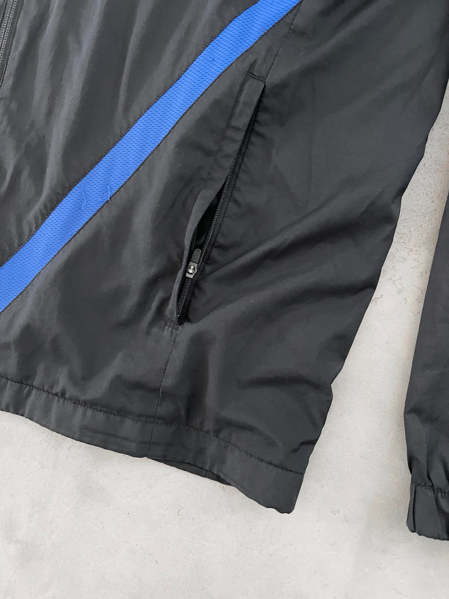 BLACK MANCHESTER UNITED JACKET - 2000S - L