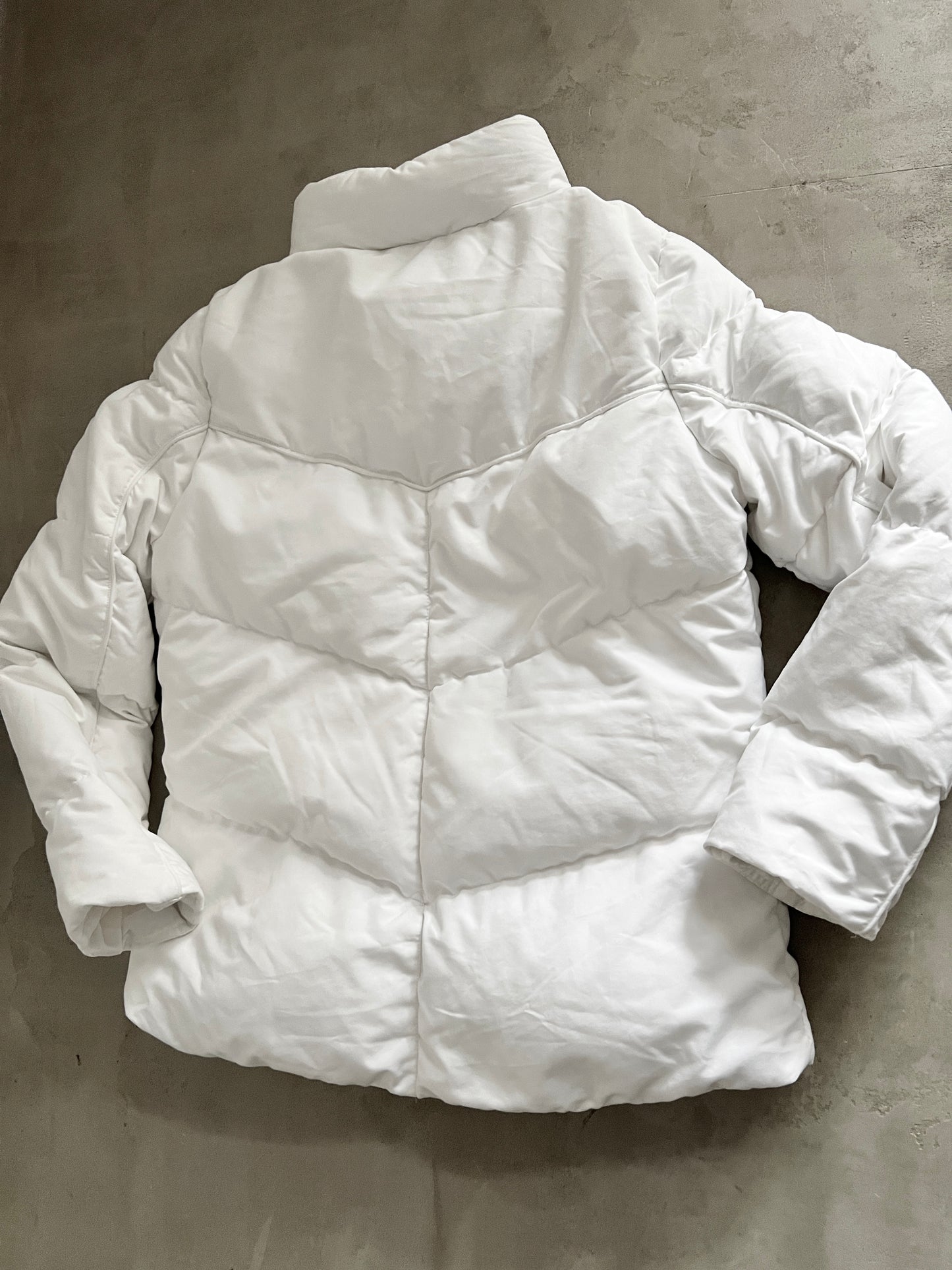 WHITE NIKE PUFFER JACKET - 2000S - WOMENS XL