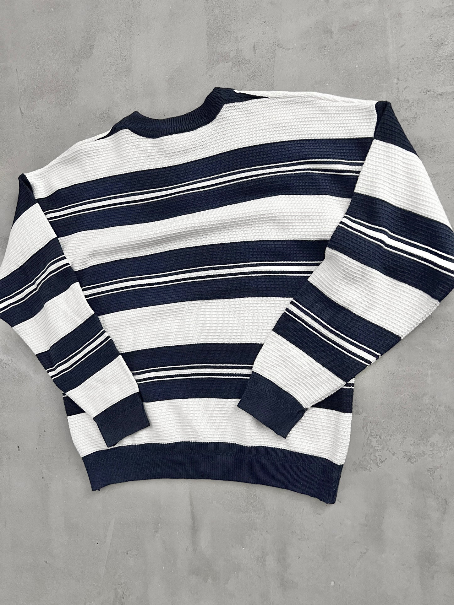 WHITE/NAVY LACOSTE KNIT SWEATER - 2000S - S