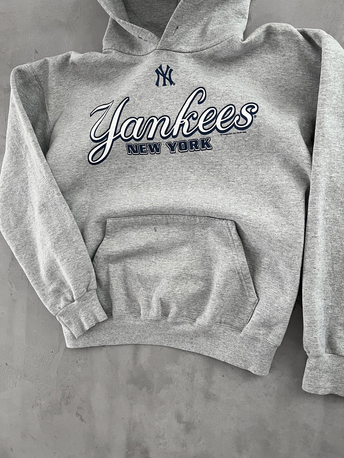 GREY YANKEES HOODIE - 1990S - S/M