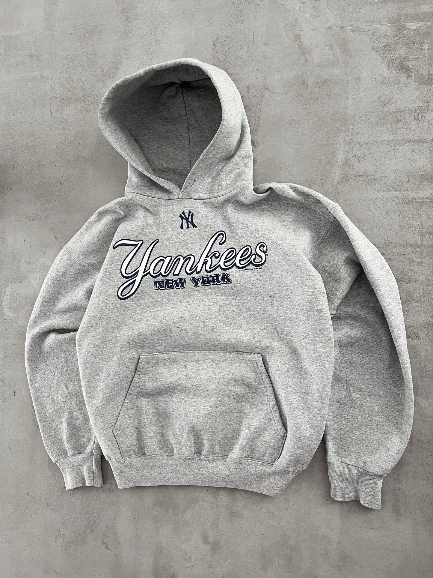 GREY YANKEES HOODIE - 1990S - S/M