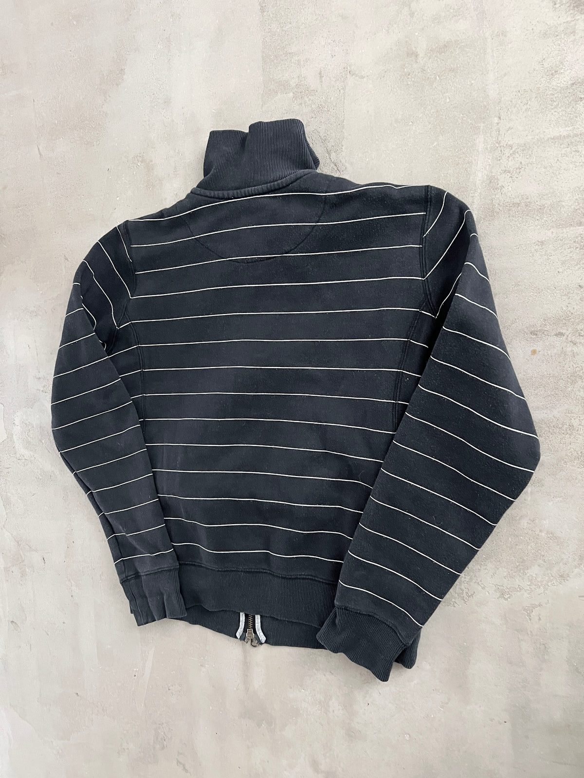BLACK NIKE TRACK JACKET - 2000S - XS