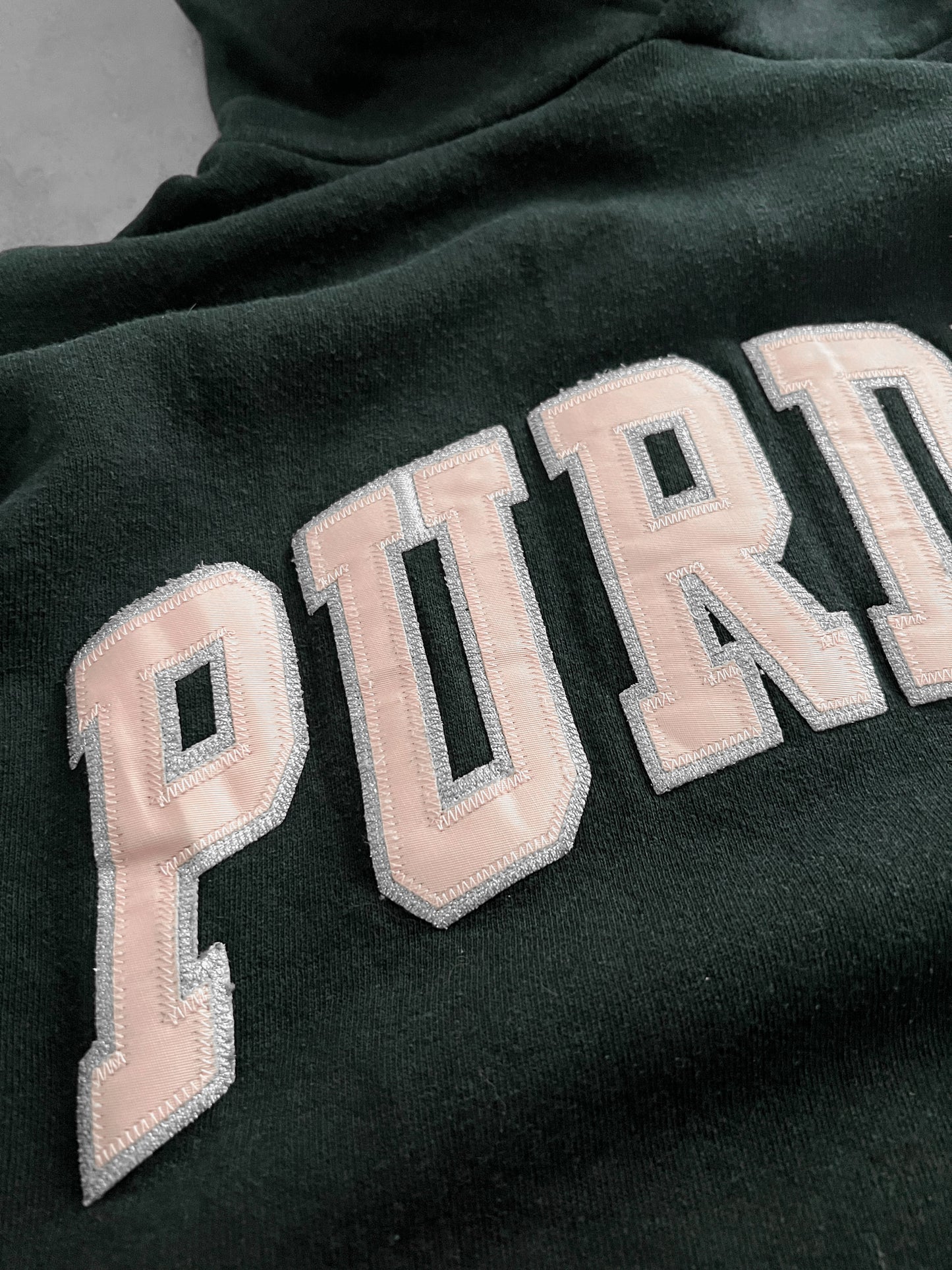 BLACK RUSSELL PURDUE HOODIE - 1990S M/L
