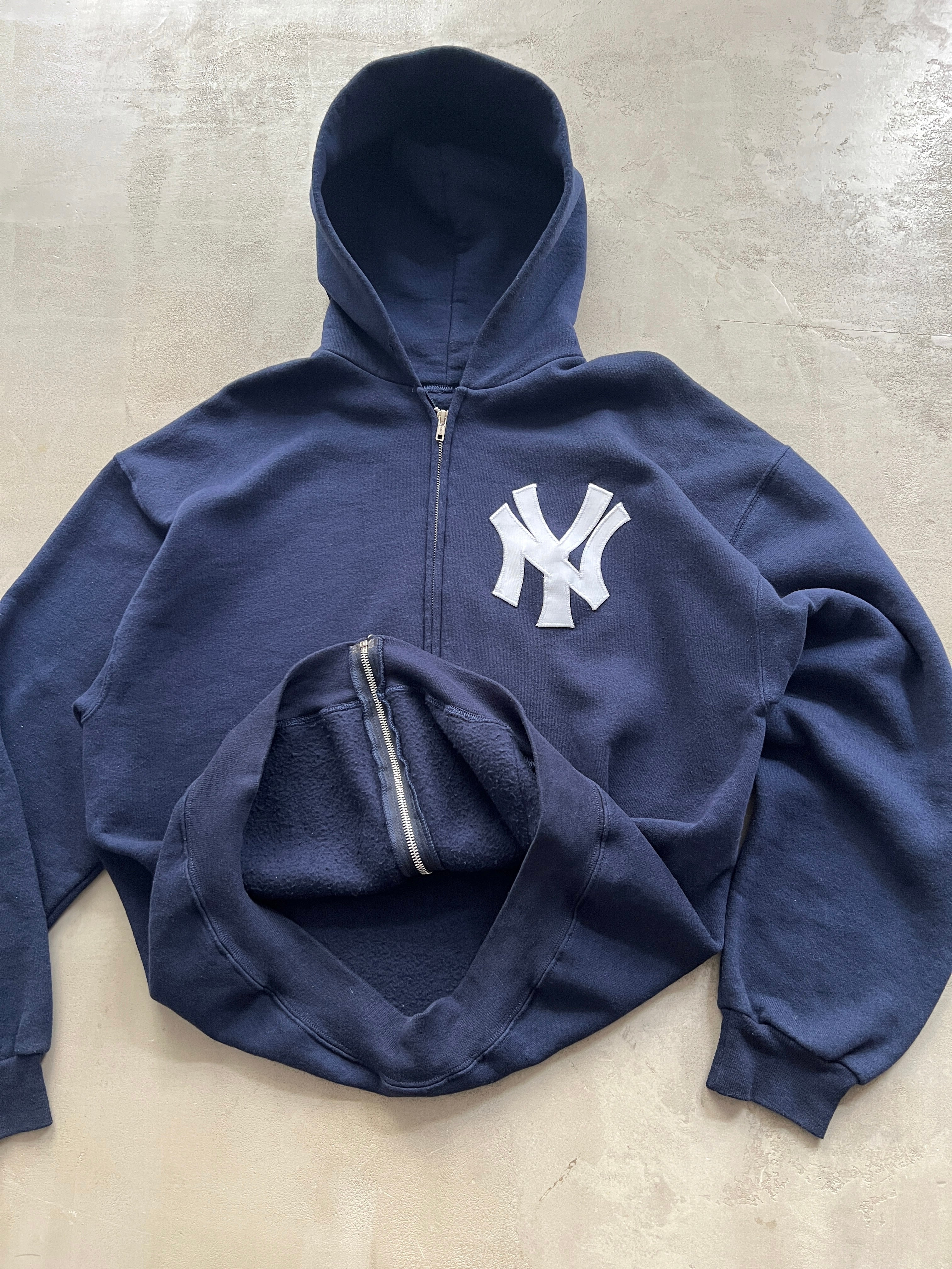 NAVY YANKEES RUSSELL ZIP UP HOODIE - 1990S - L/XL – secksales