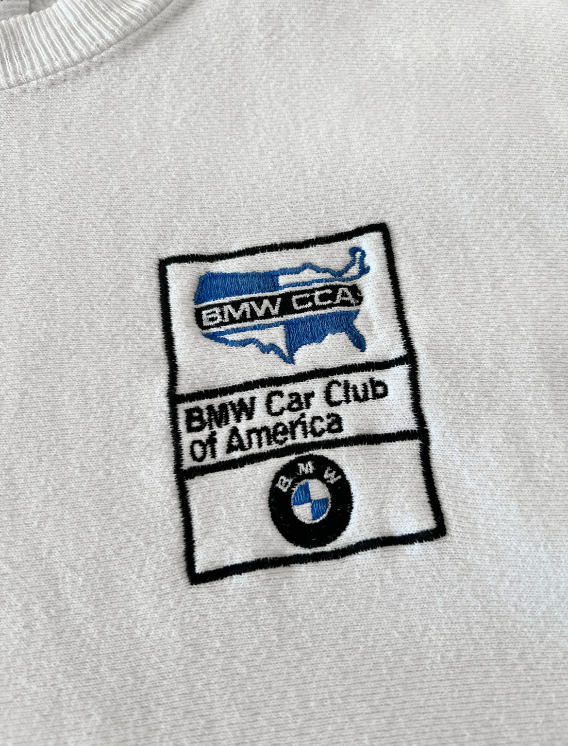 WHITE BMW USA SWEATER - 1990S - L