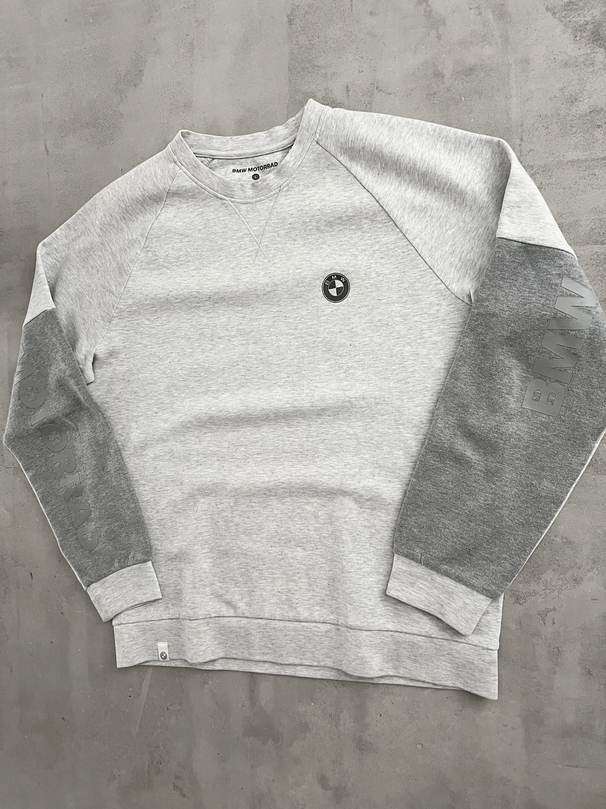 GREY BMW SWEATER - 2000S - L