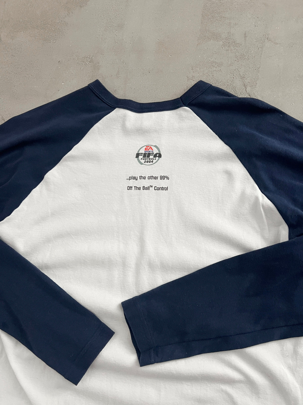 WHITE EA SPORTS FIFA LONGSLEEVE - 2000S - L/M