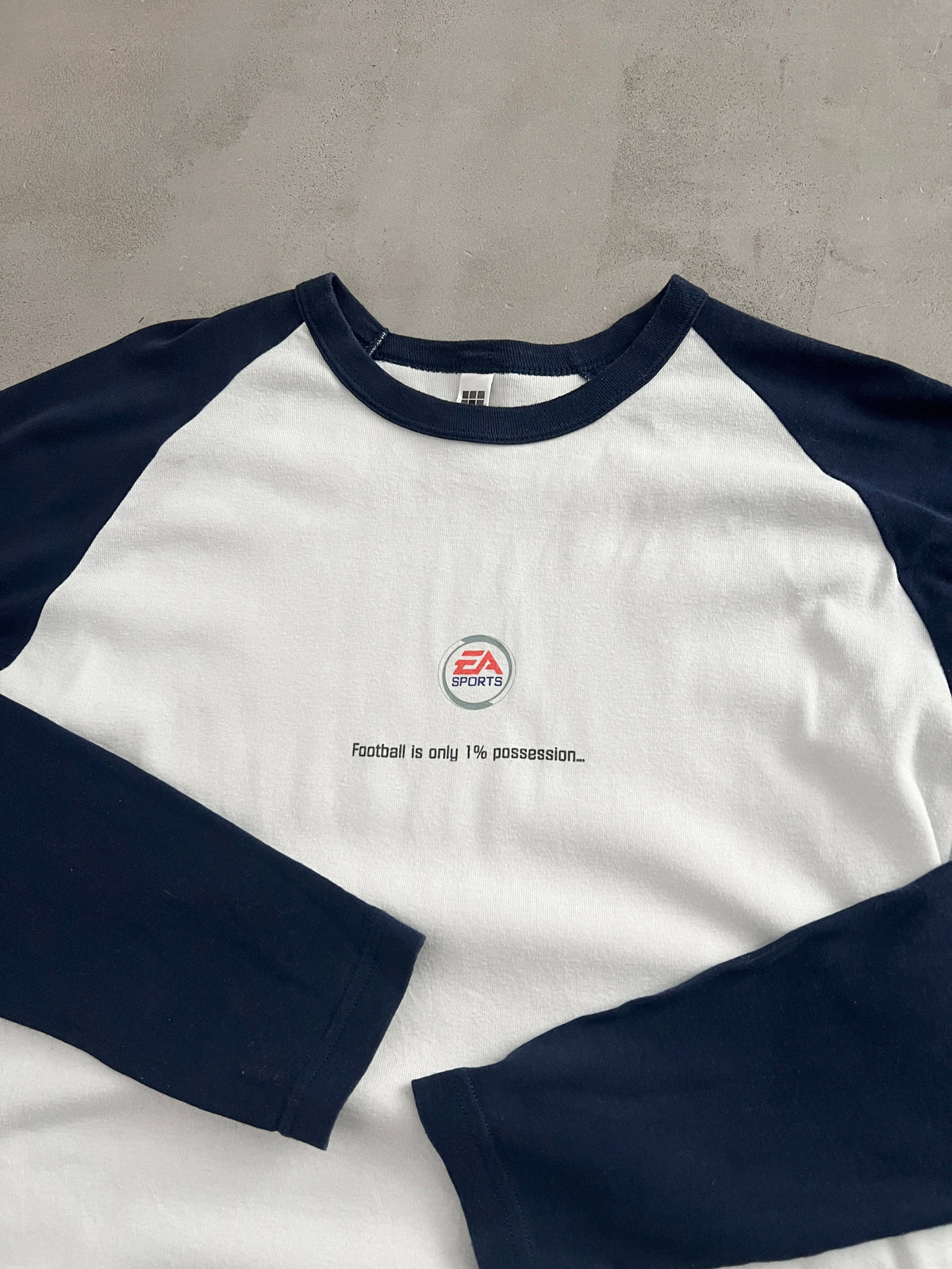 WHITE EA SPORTS FIFA LONGSLEEVE - 2000S - L/M
