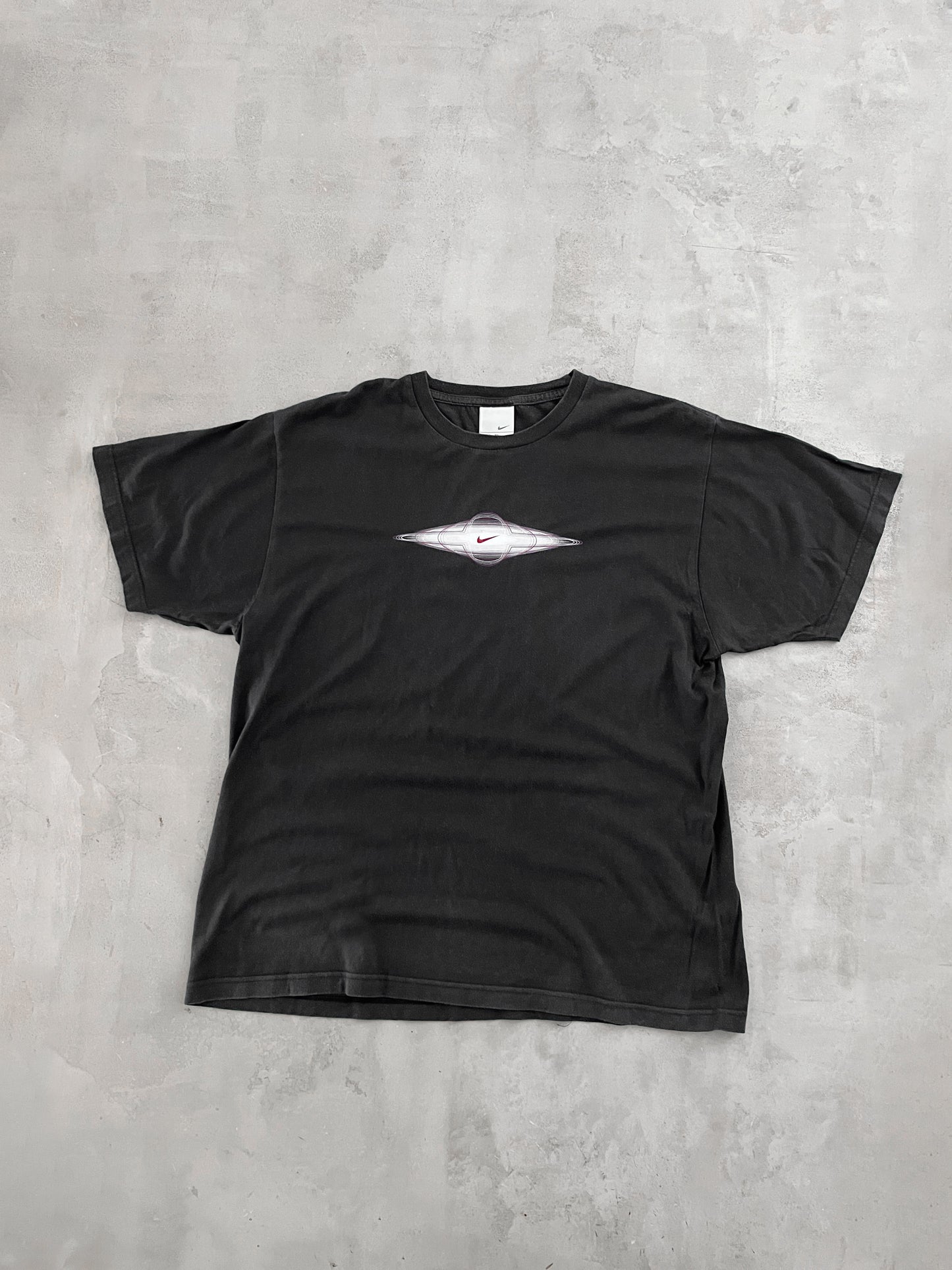 BLACK NIKE TEE - 1990S - XL