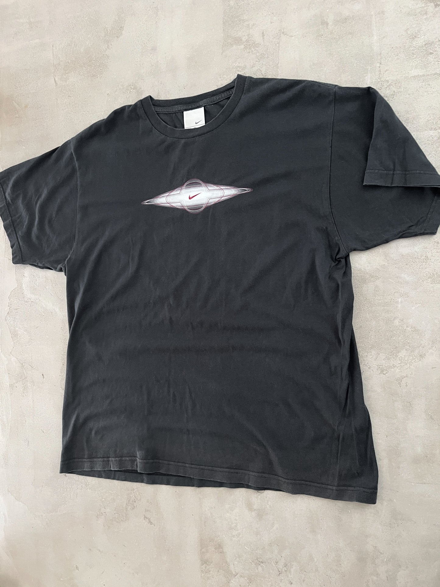 BLACK NIKE TEE - 1990S - XL