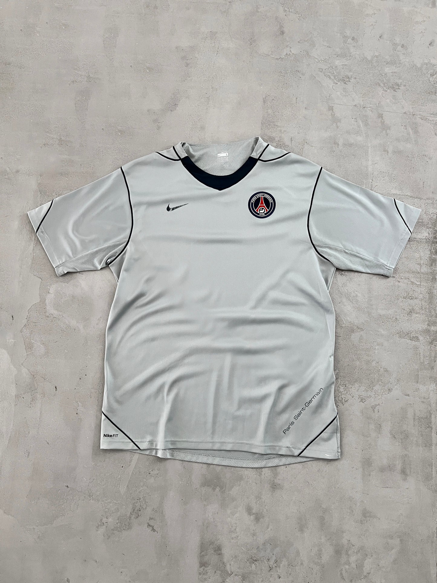 GREY PSG NIKE JERSEY - 2000S - L