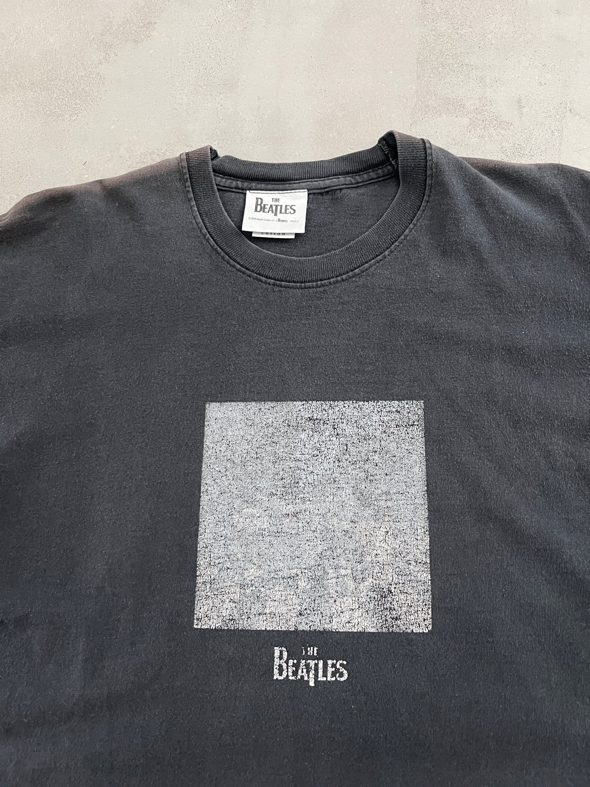 FADED BLACK THE BEATLES TEE - 2000S - L