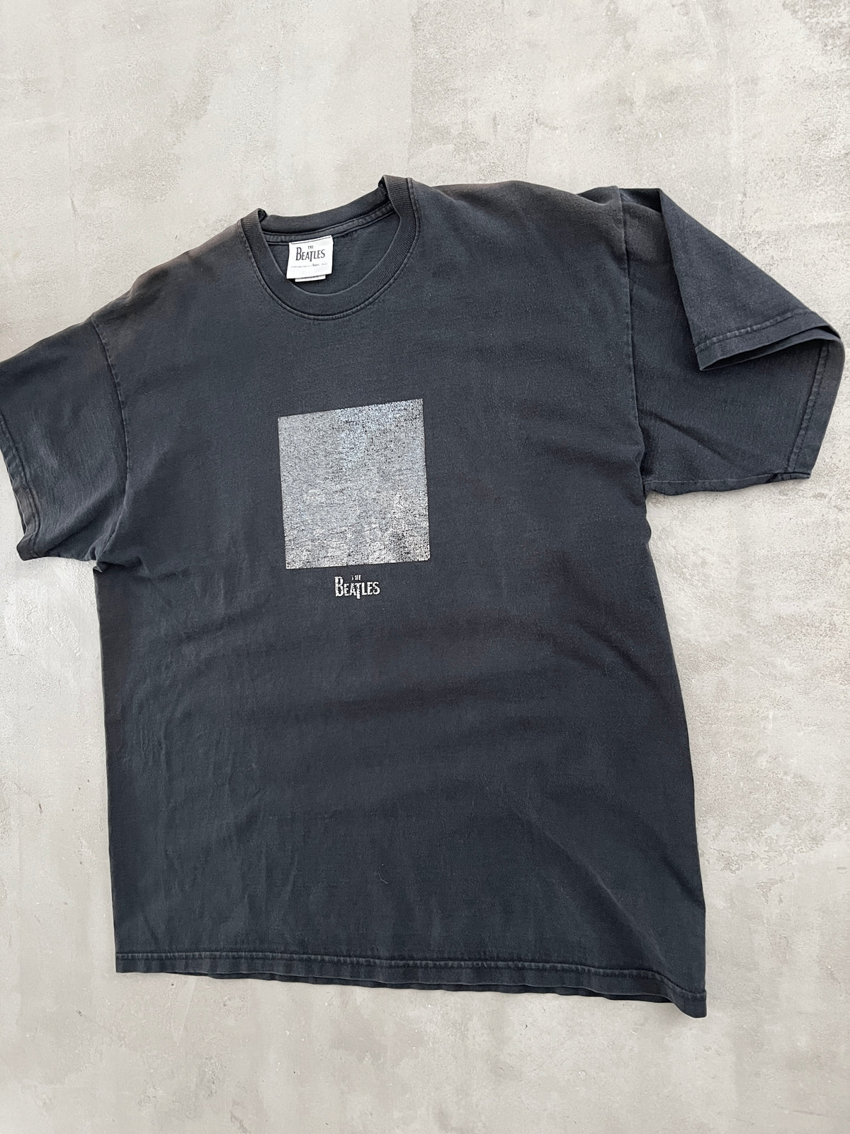 FADED BLACK THE BEATLES TEE - 2000S - L