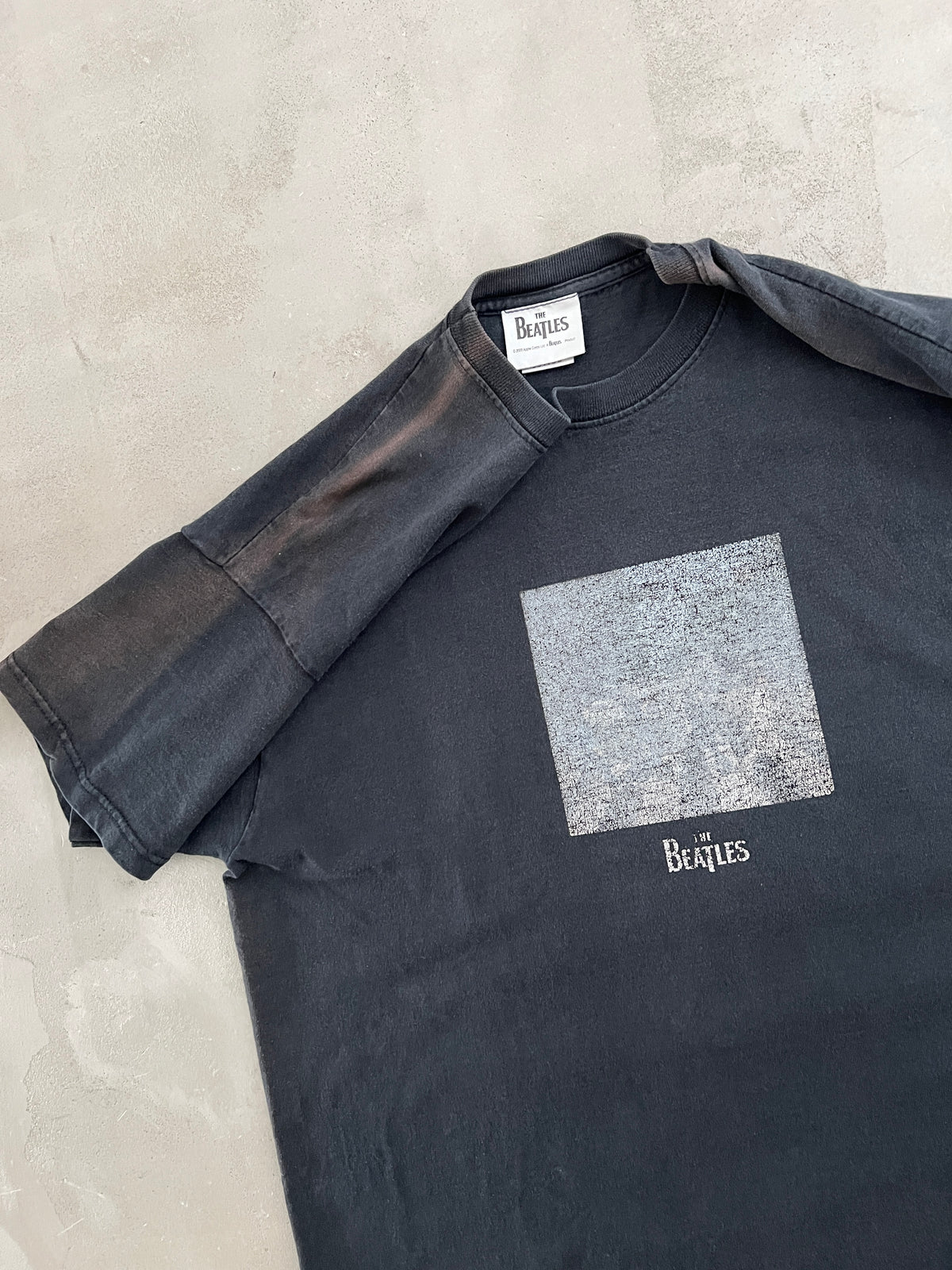FADED BLACK THE BEATLES TEE - 2000S - L