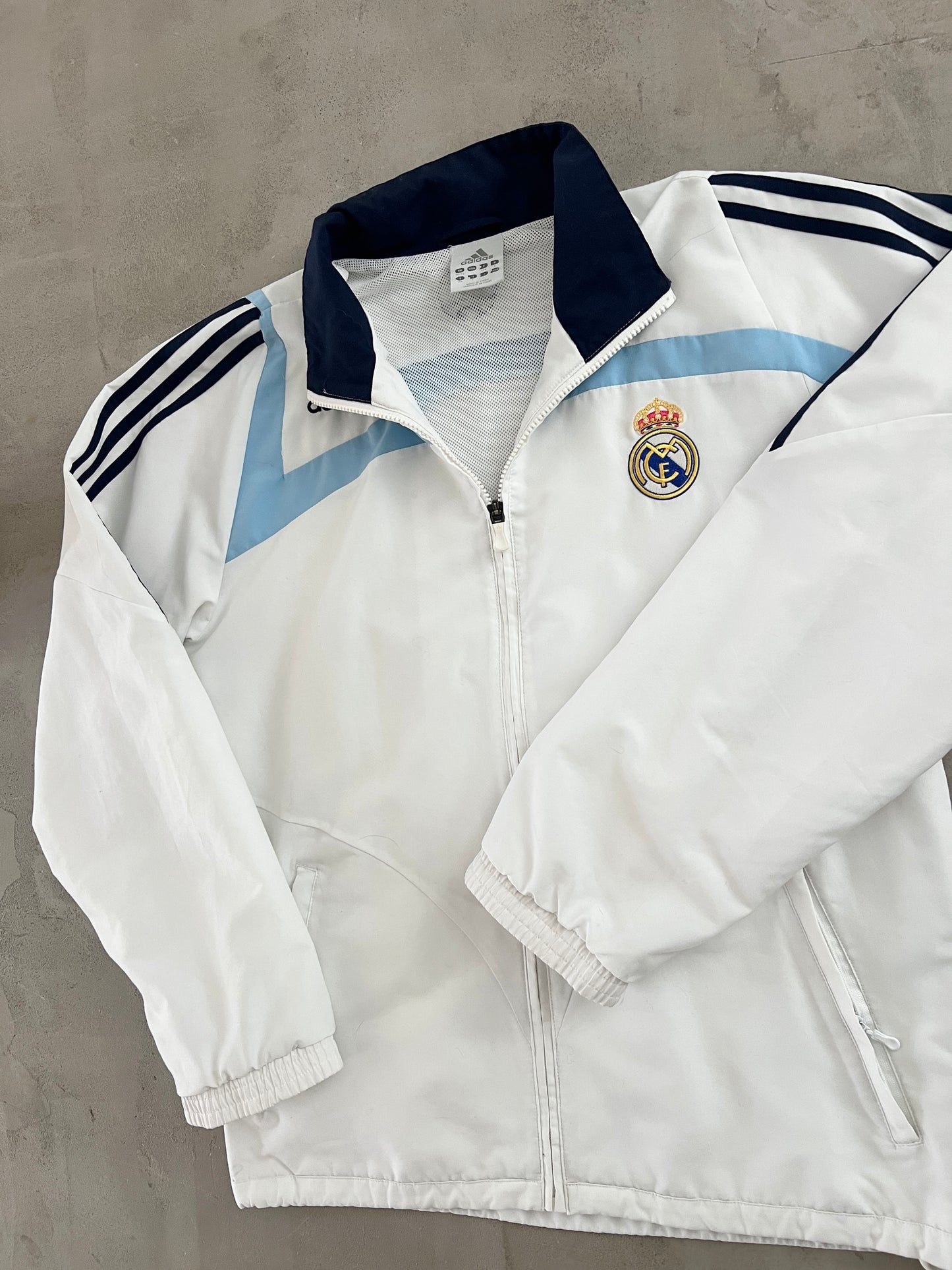 WHITE REAL MADRID JACKET - 2000S - M/L