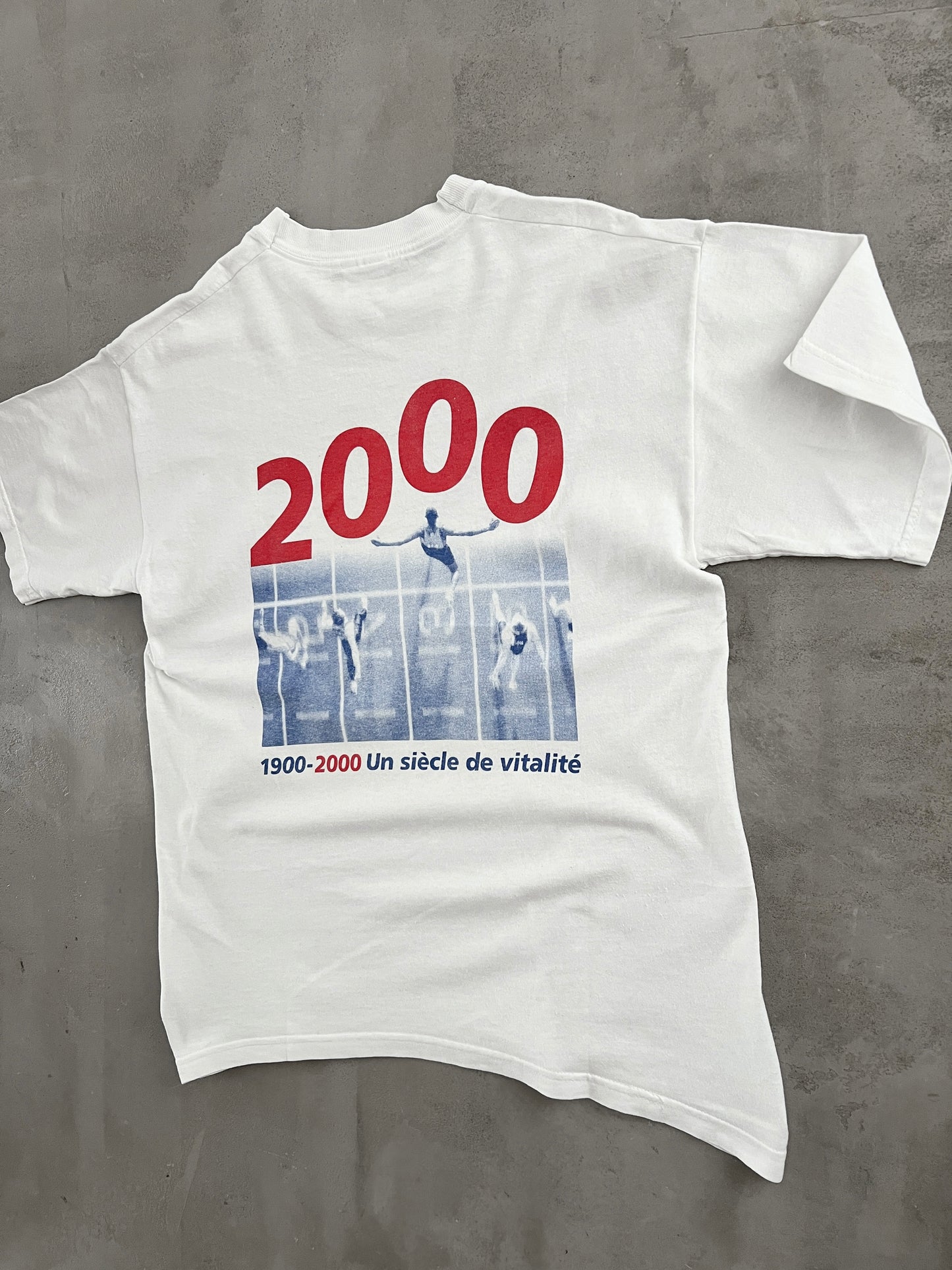 WHITE VITTEL WATER MARATHON TEE - 2000S - M