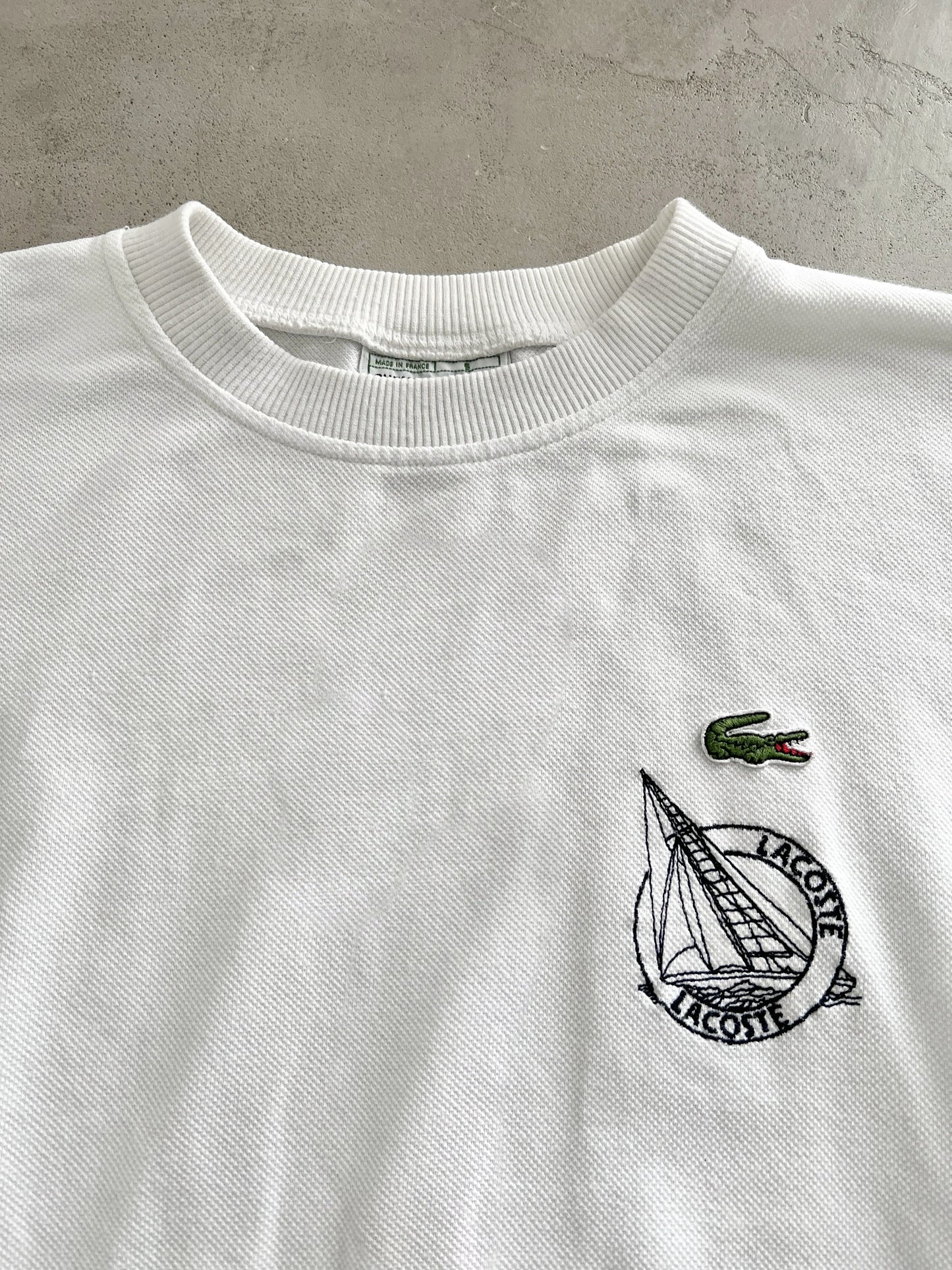 WHITE/NAVY LACOSTE SAILING SWEATER - 1990S - S