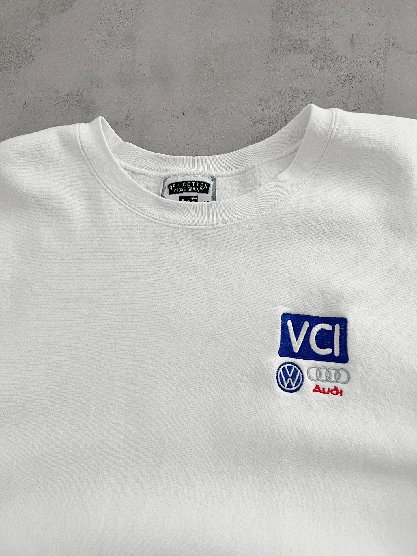 WHITE AUDI X VW SWEATER - 1990S - XL/L