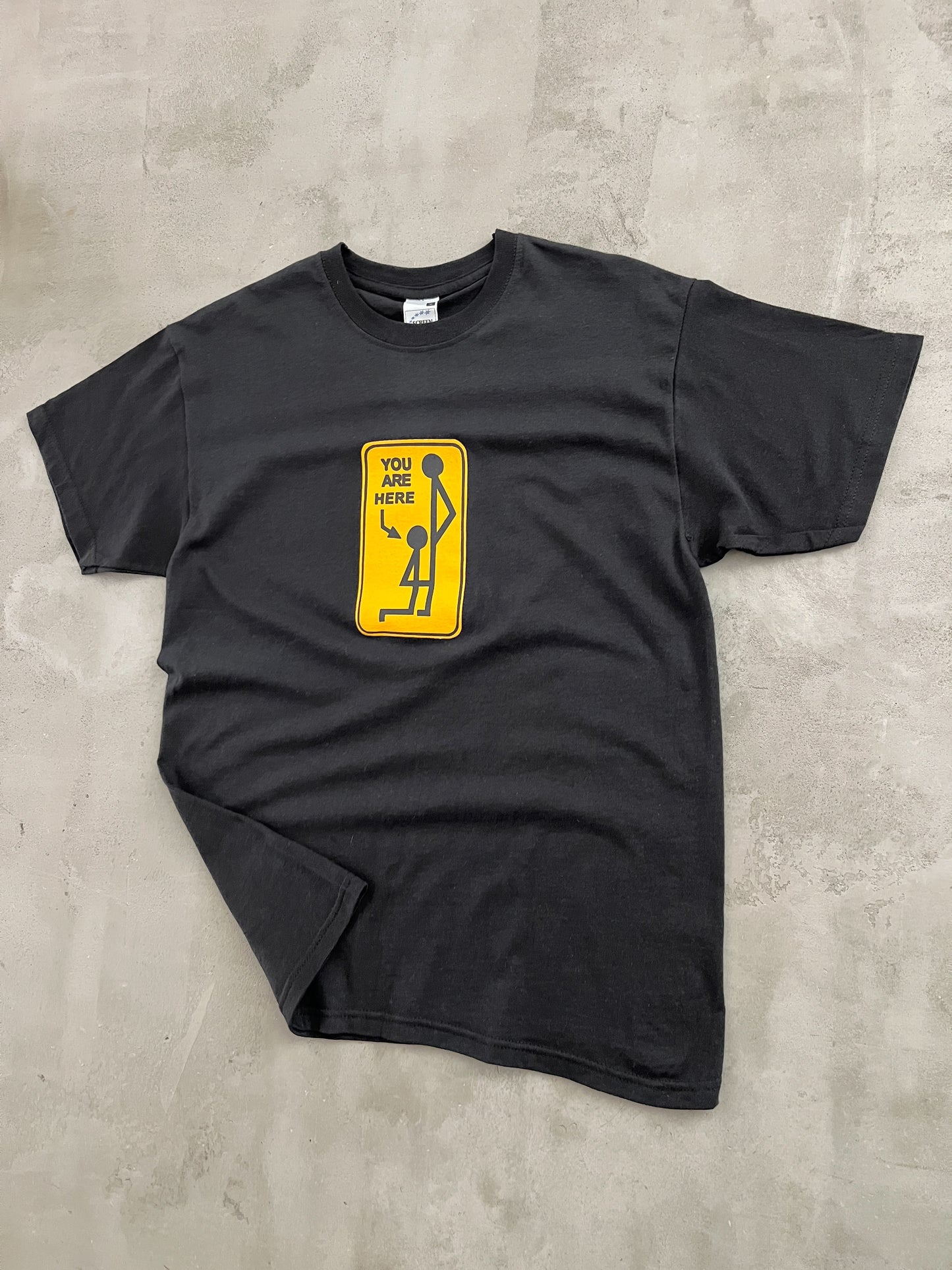 BLACK YOU ARE HERE TEE - 2000S - M