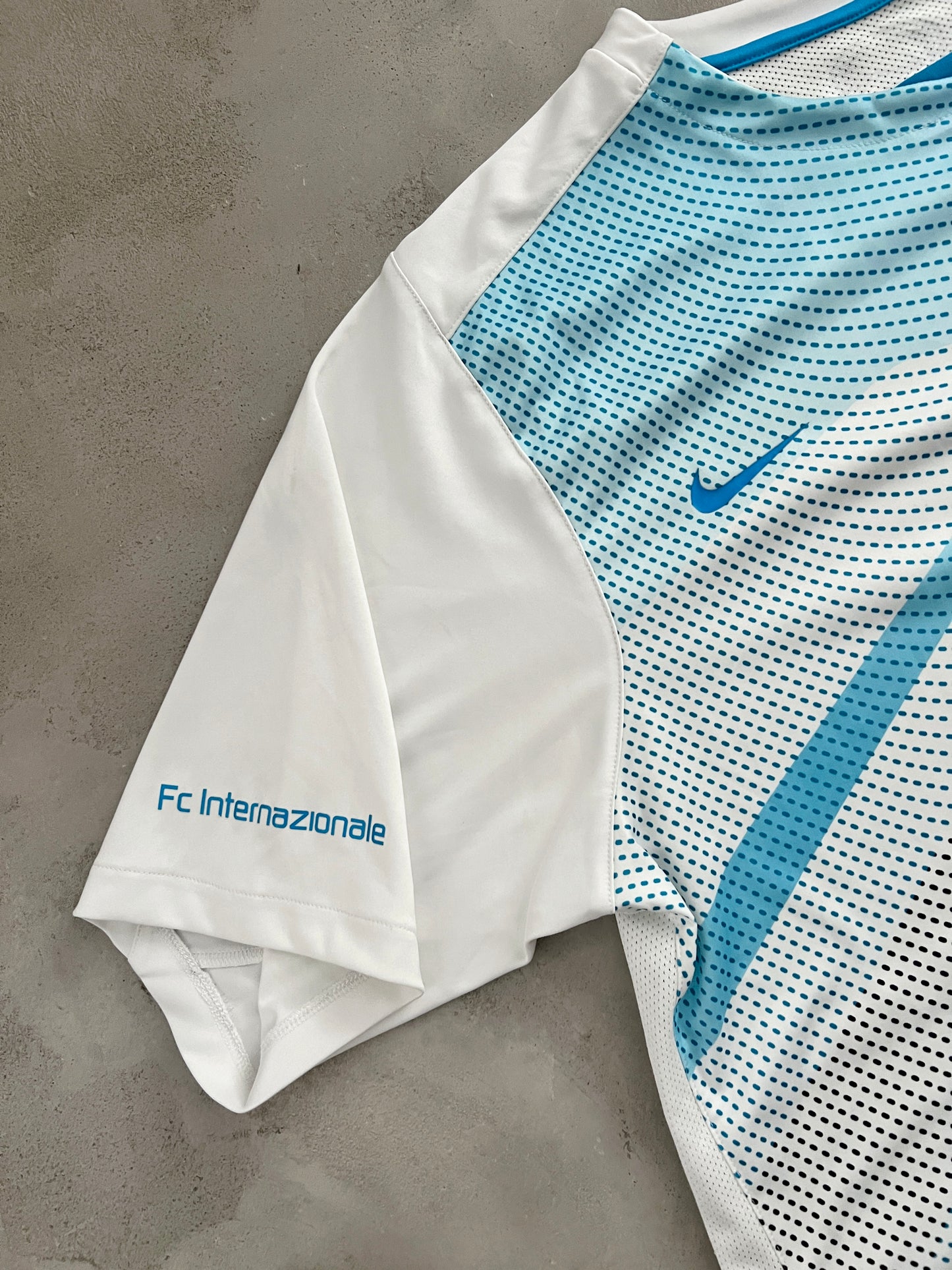 WHITE INTER MILAN NIKE JERSEY - 2000S - M